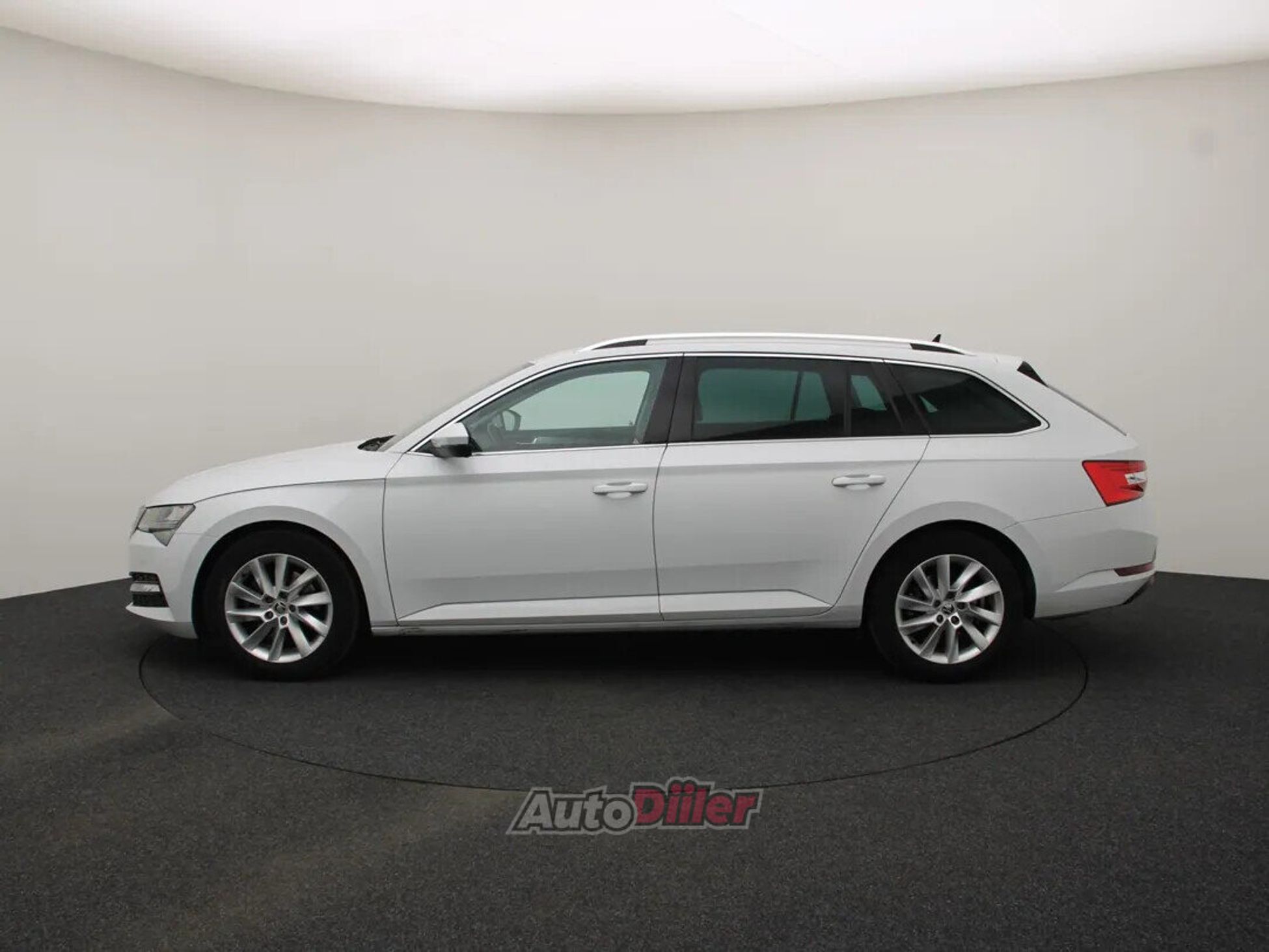 Skoda Superb Business Edition 1.5 110kW 2022, photo 6/10