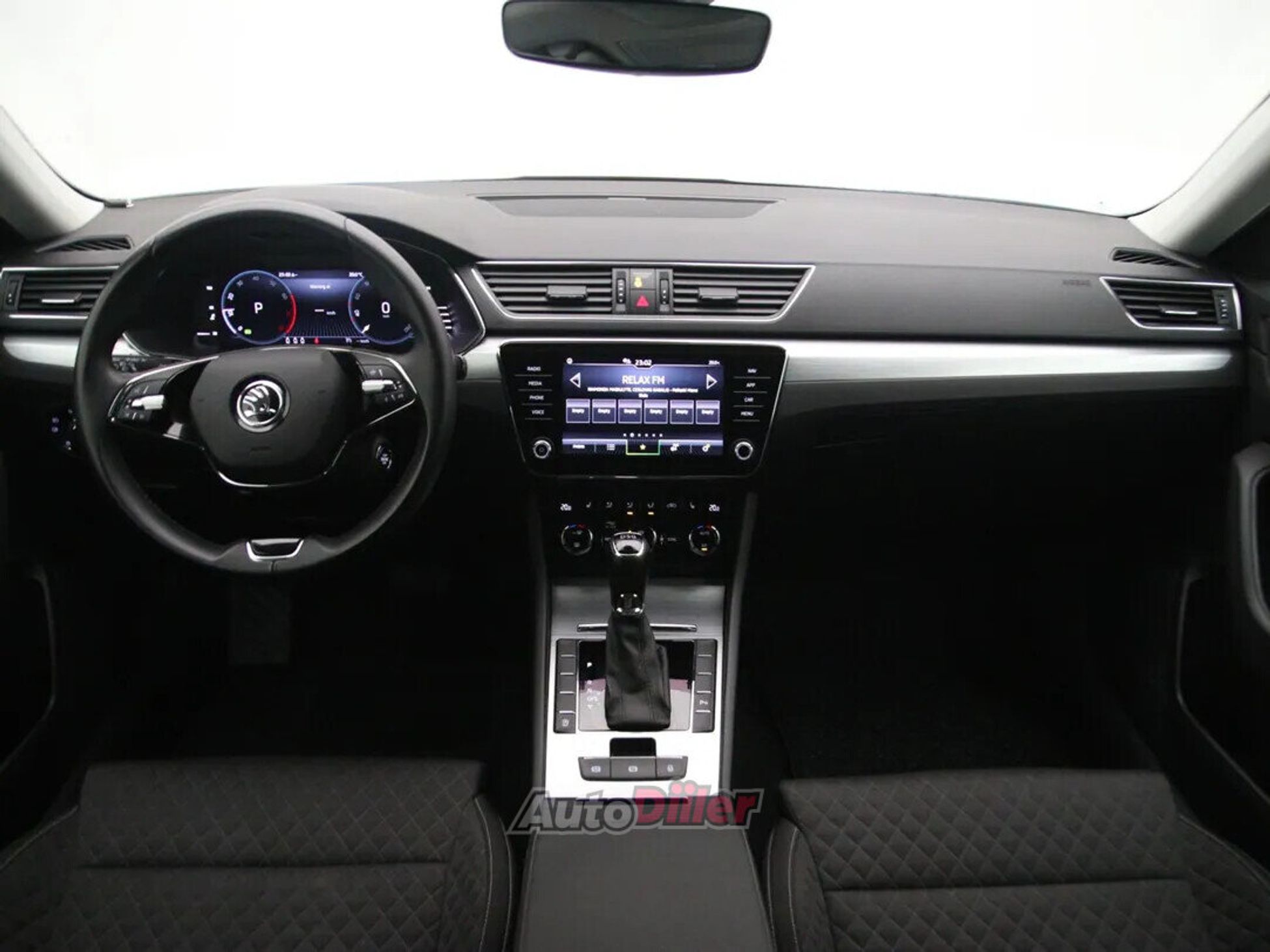 Skoda Superb Business Edition 1.5 110kW 2022, photo 2/10