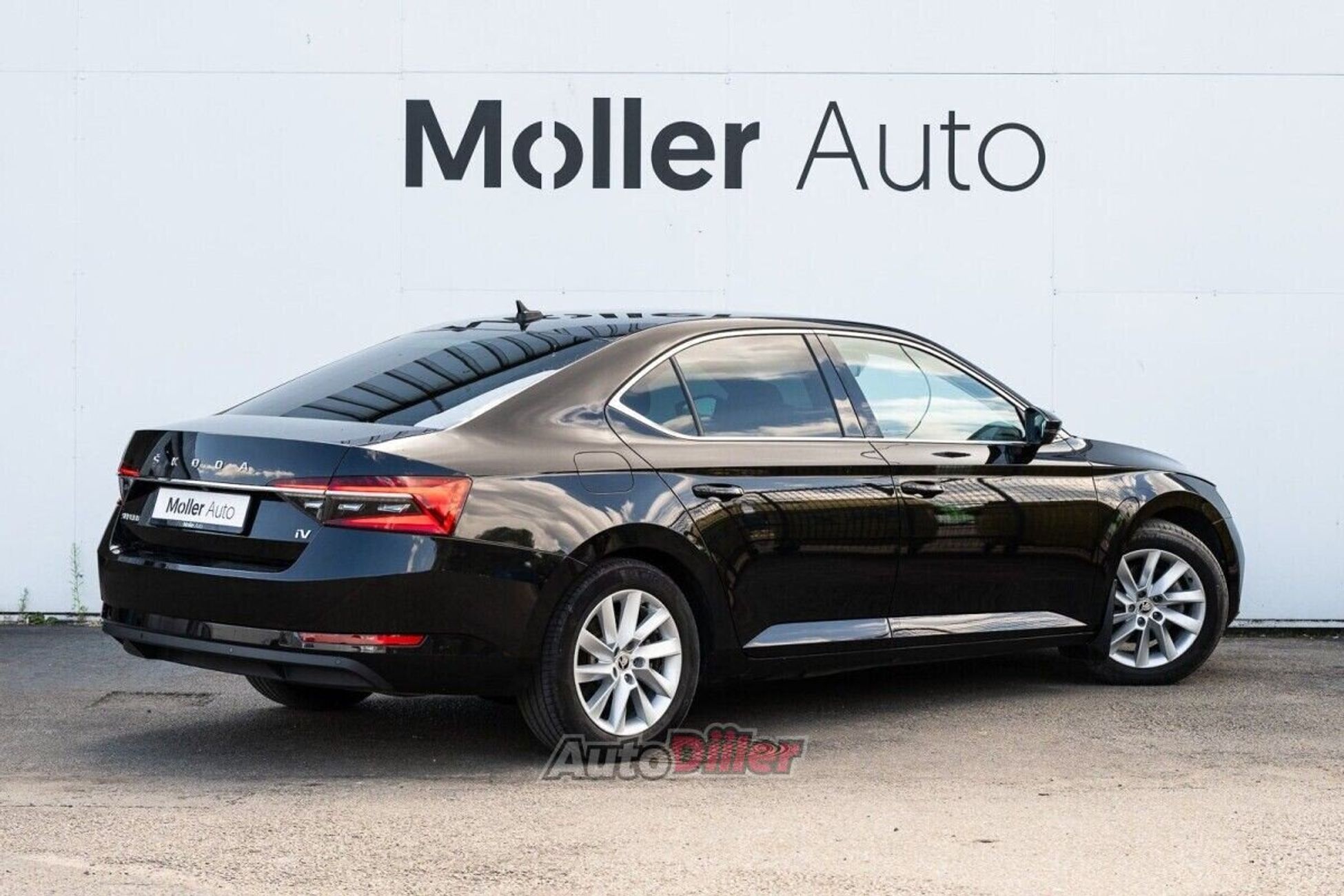 Skoda Superb 1.4 160kW 2021, photo 4/10