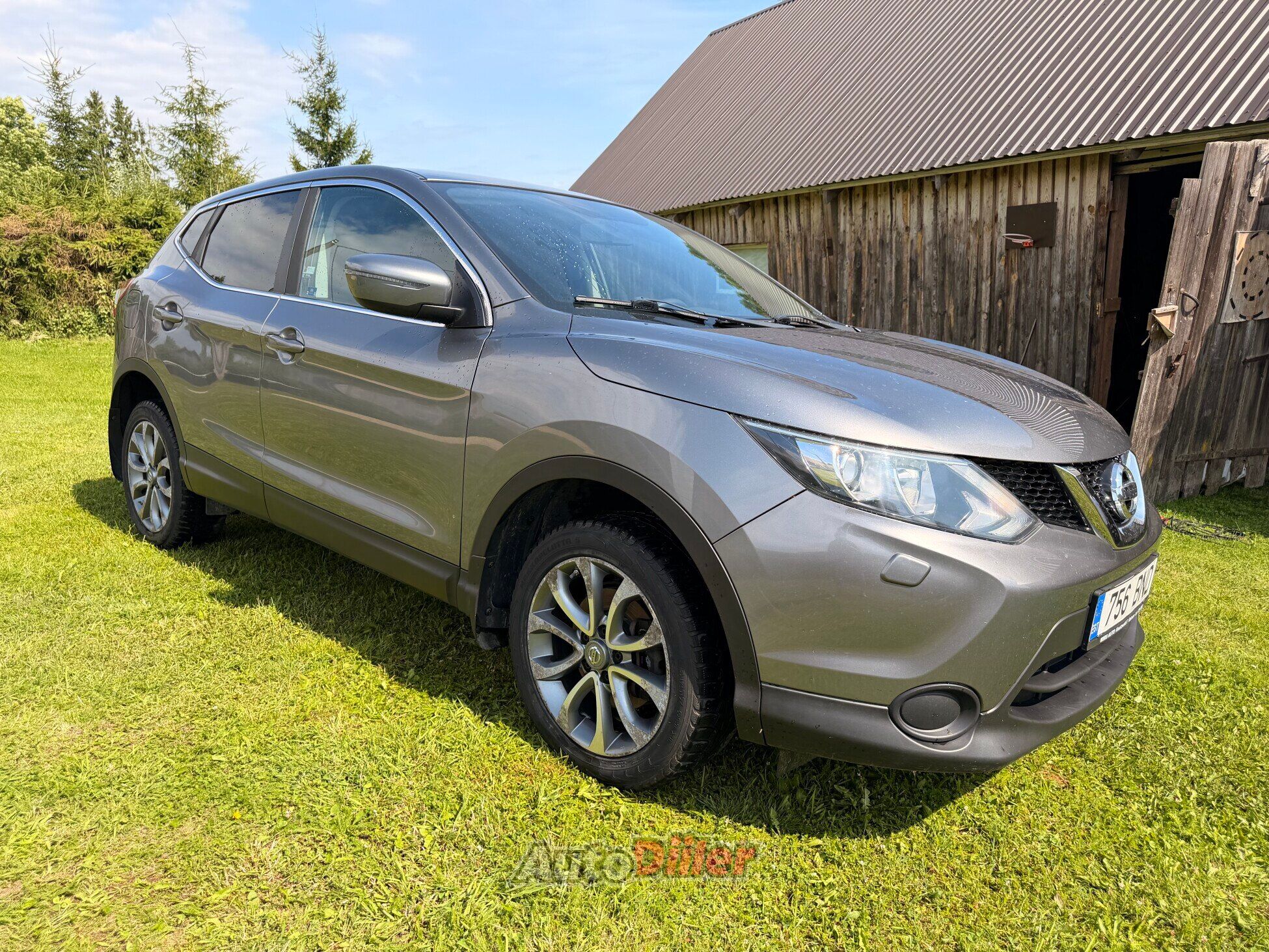 Nissan Qashqai 1.2 85kW 2015, kuva 2/8