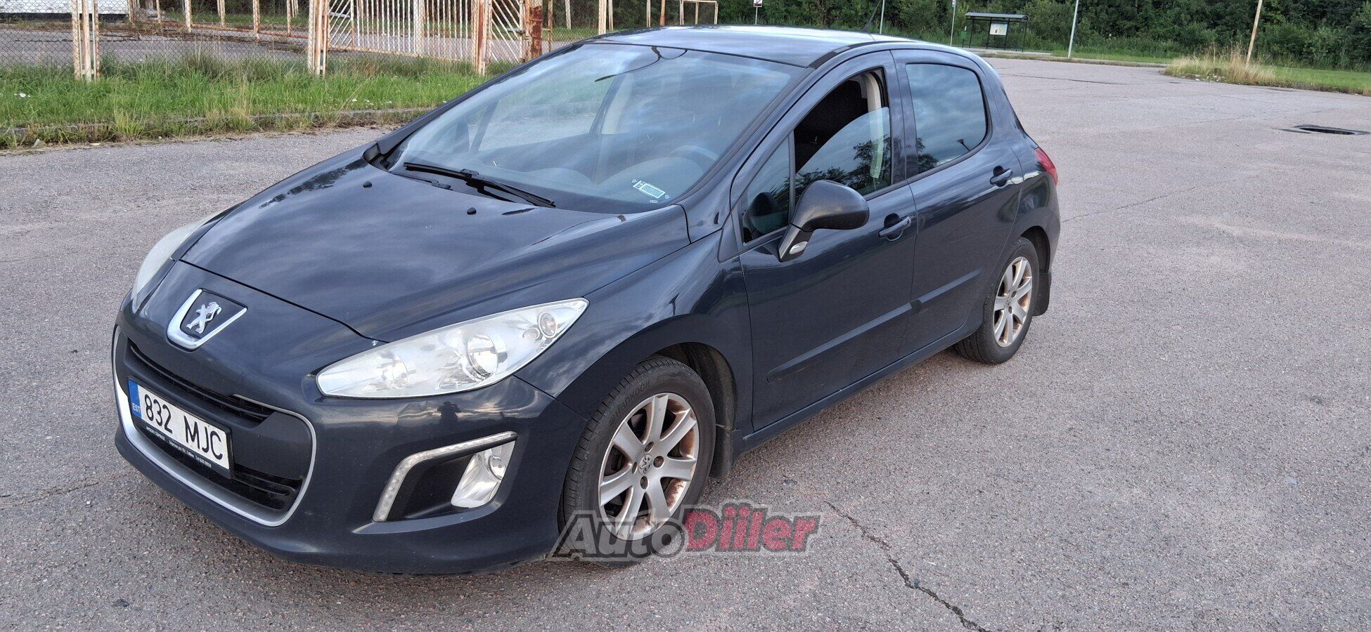 Peugeot 308 1.6 82kW 2013, photo 2/8