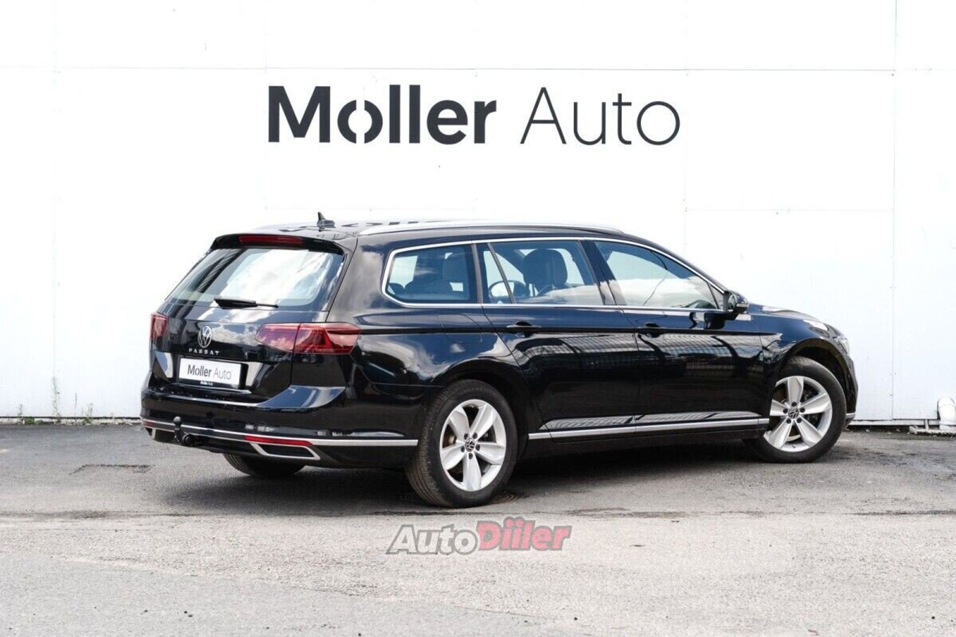 Volkswagen Passat 2.0 110kW 2023, photo 4/10