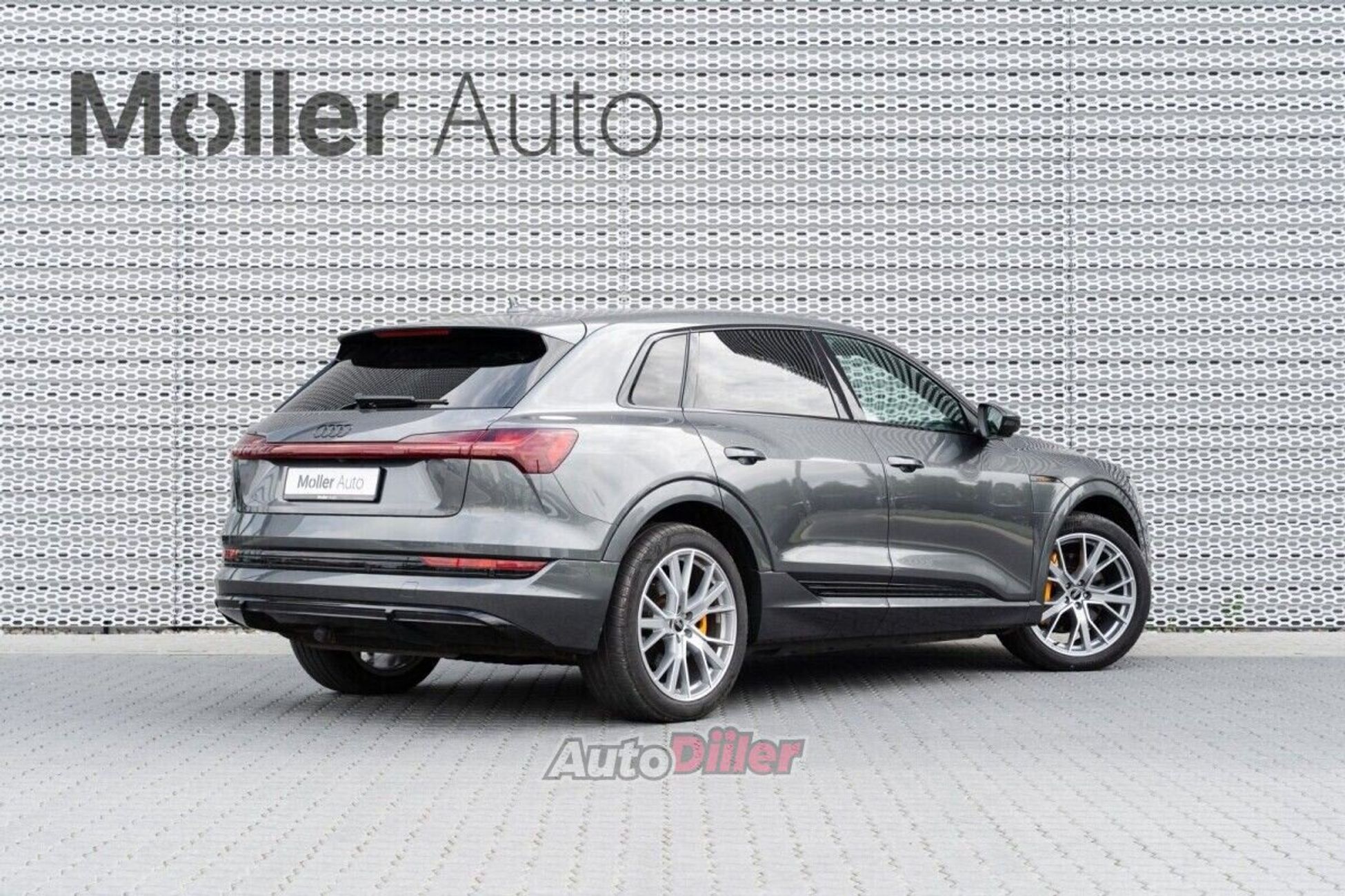 Audi e-tron 300kW 2022, photo 4/10