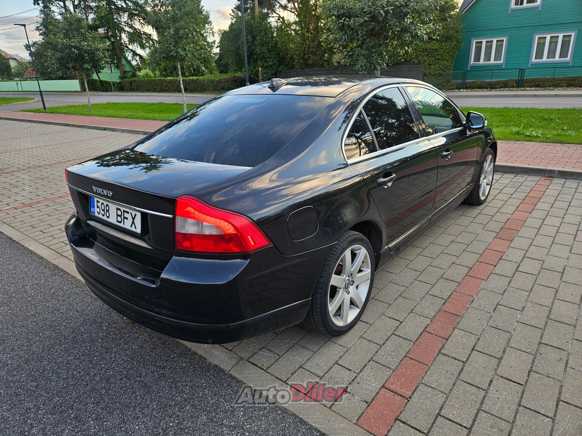Volvo S80 2.4 136kW 2006, kuva 3/10