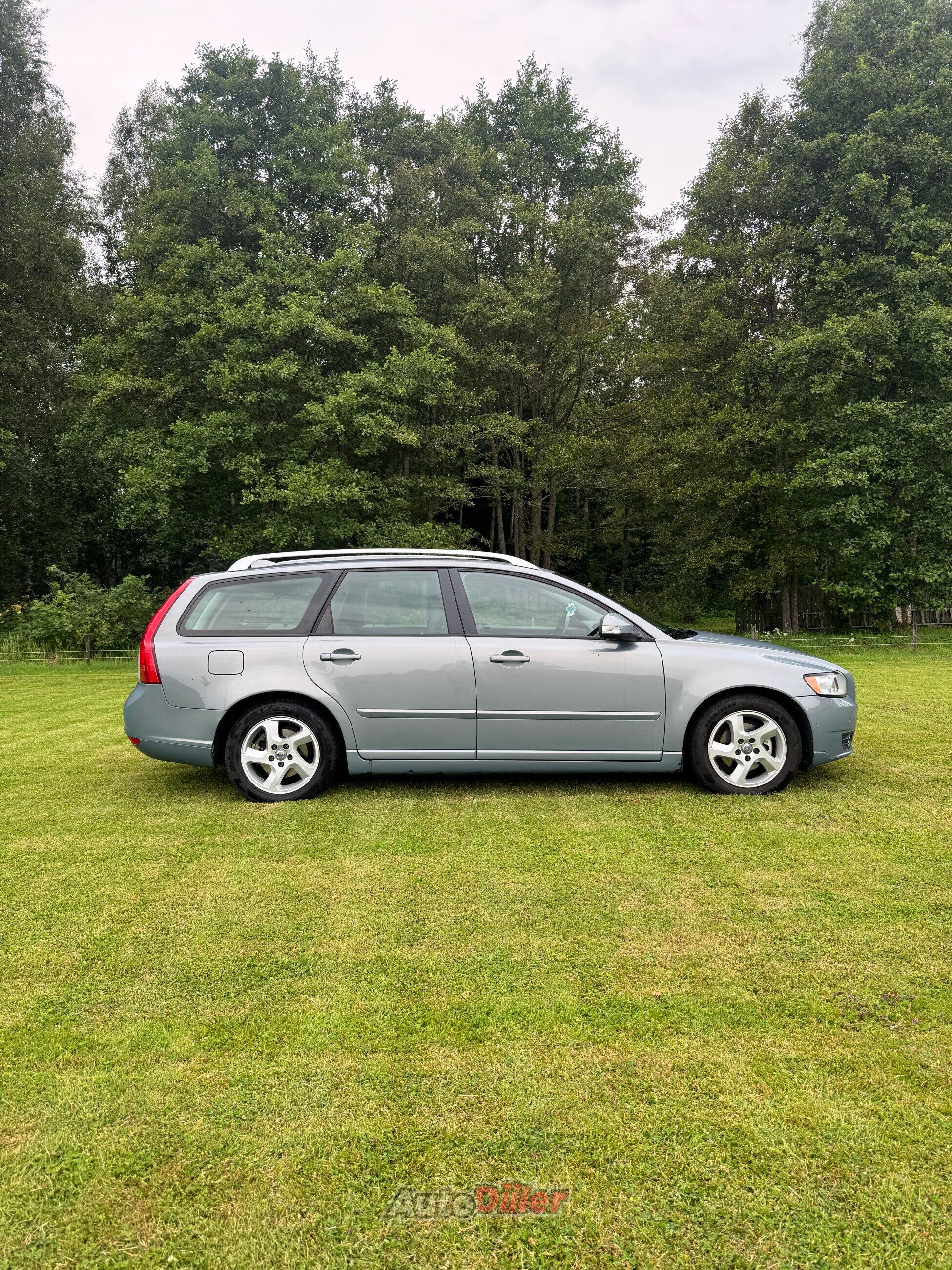 Volvo V50 1.6 84kW 2011, photo 4/10