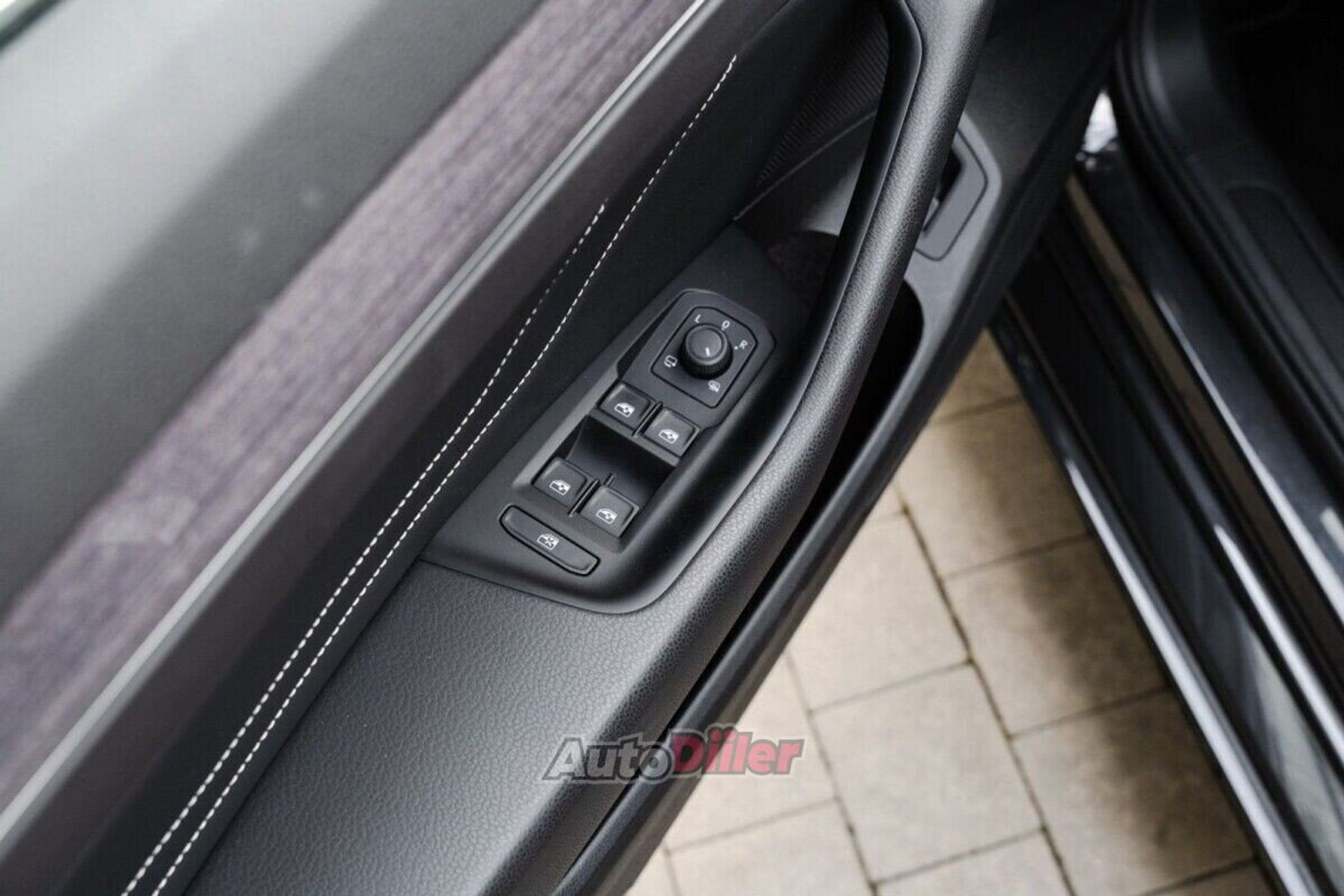 Volkswagen Passat 2.0 110kW 2024, kuva 7/10
