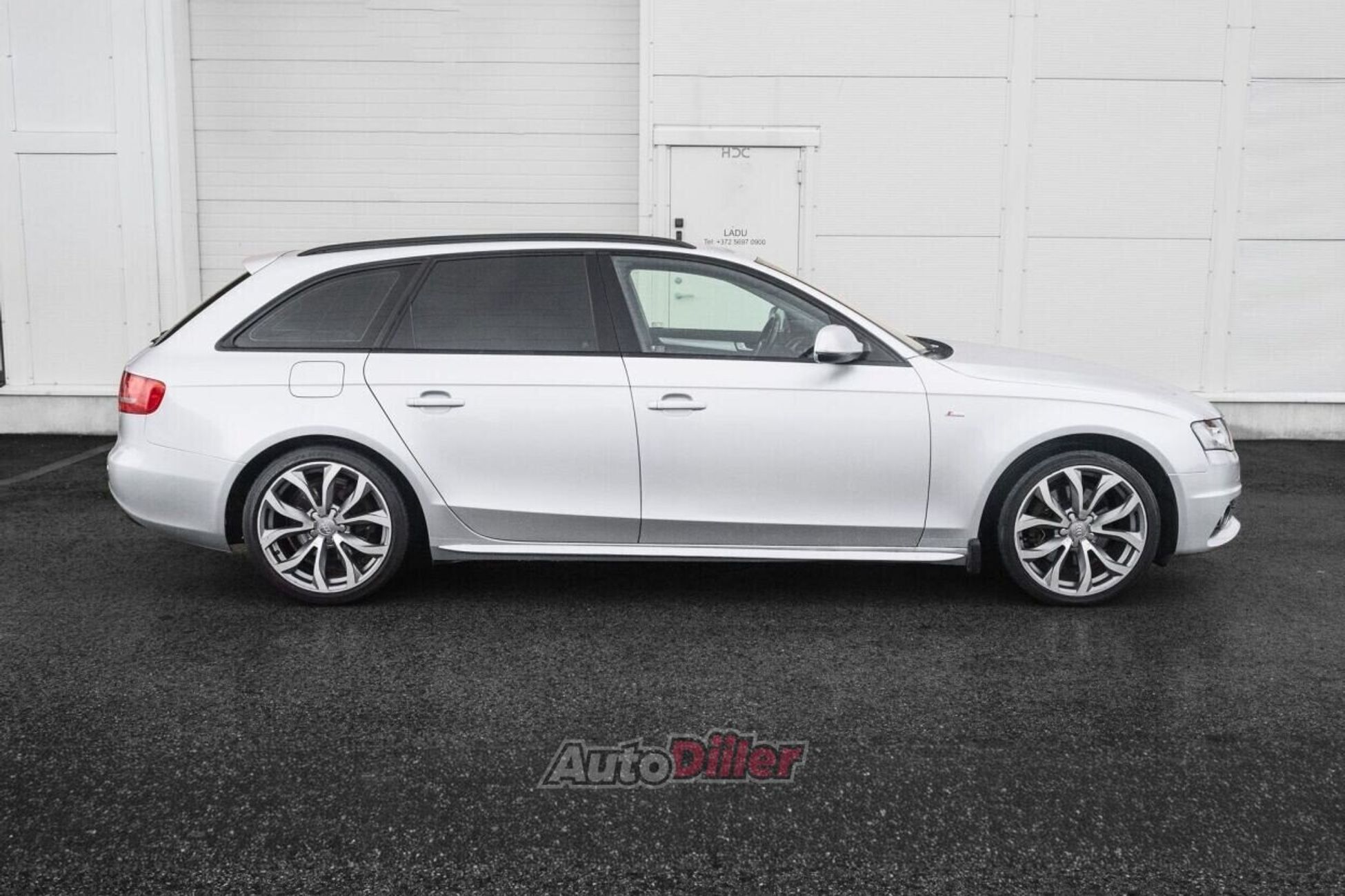 Audi A4 Avant S-Line 2.0 105kW 2010, photo 4/10