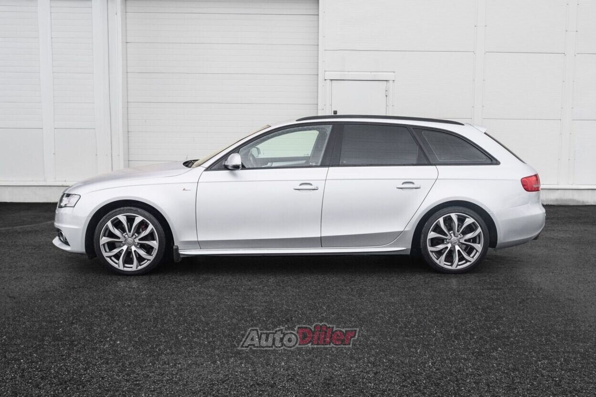 Audi A4 Avant S-Line 2.0 105kW 2010, photo 5/10