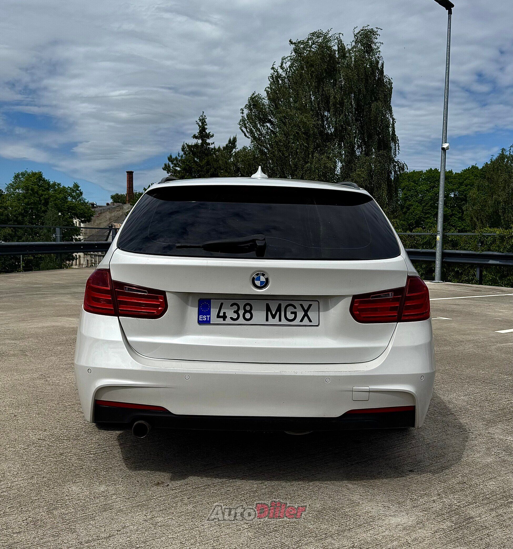 BMW 320 2.0 135kW 2015, photo 7/10
