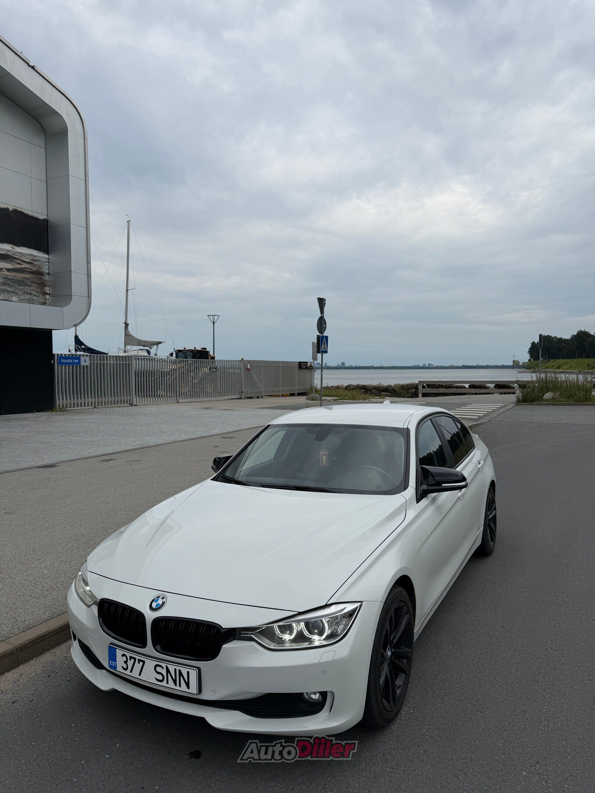 BMW 316 1.6 100kW 2013, kuva 2/10