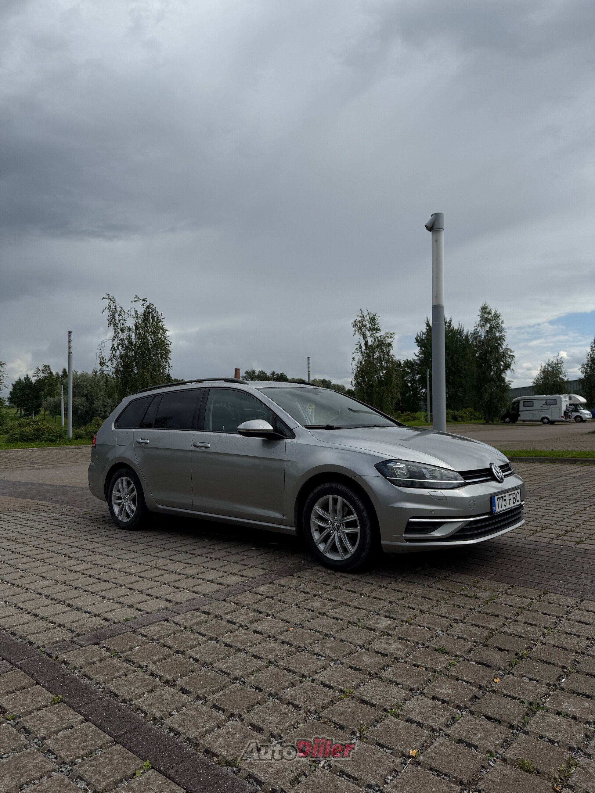 Volkswagen Golf 2.0 110kW 2017, kuva 4/10