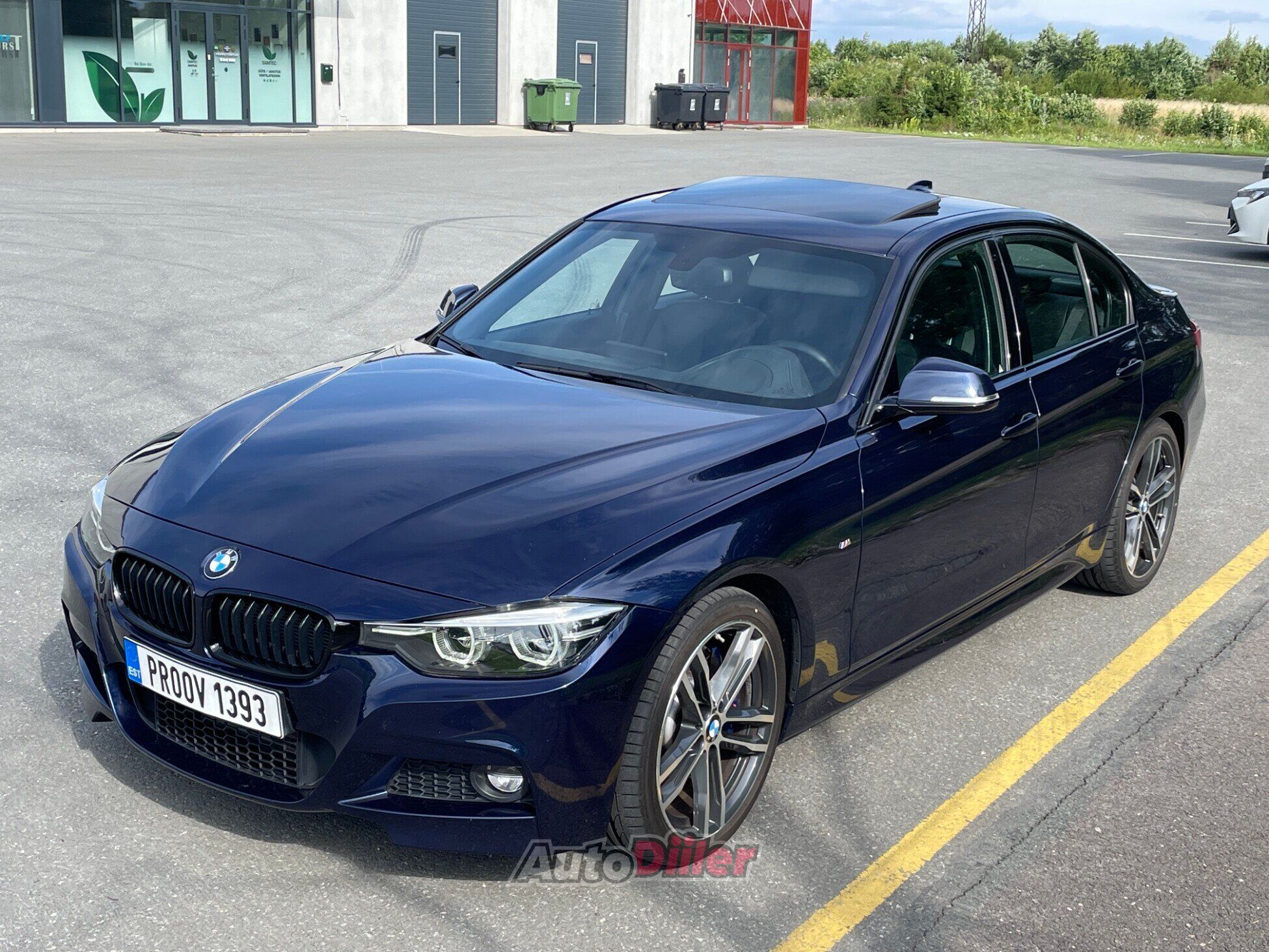 BMW 330