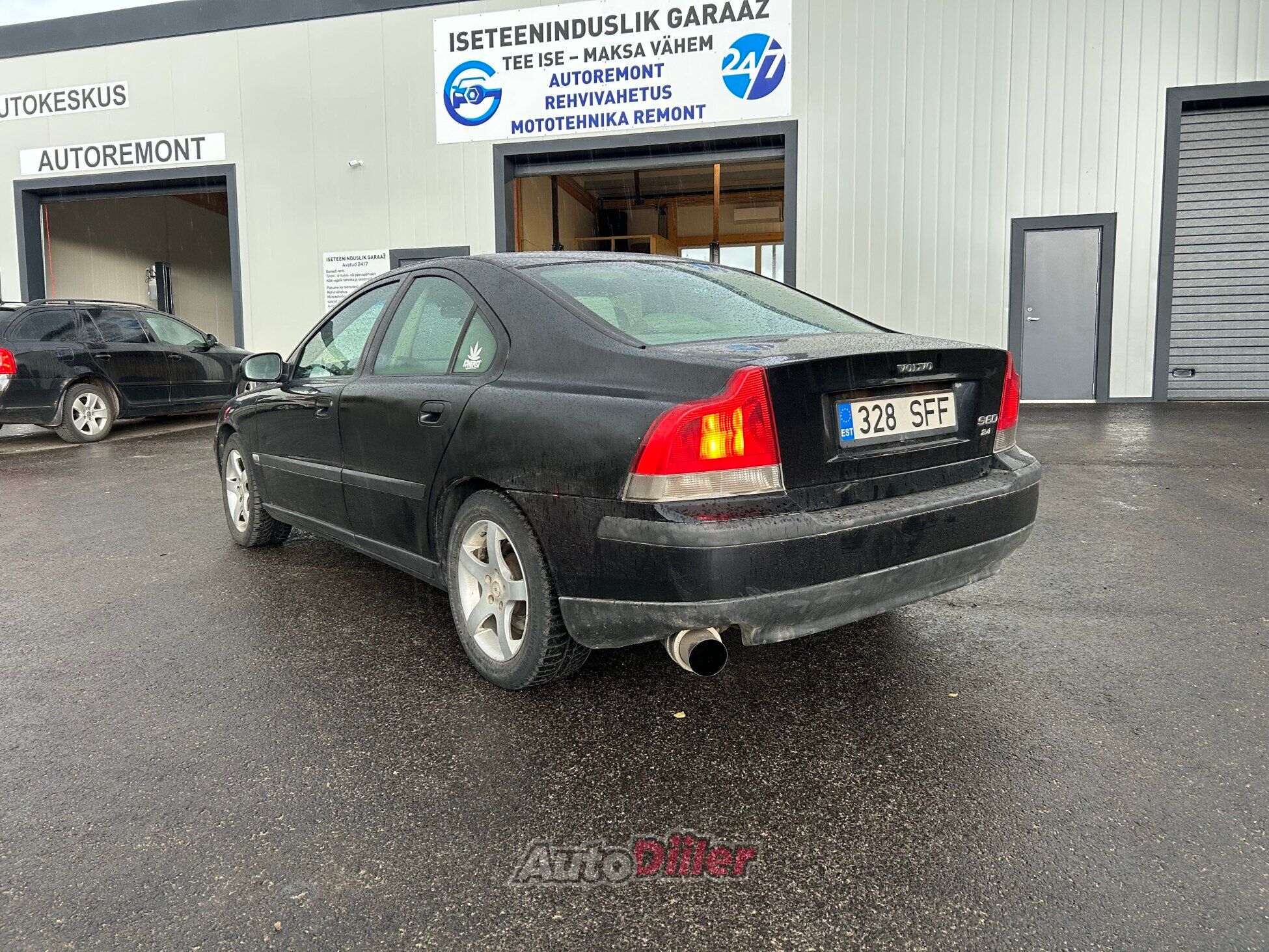 Volvo S60 2.4 147kW 2003, photo 3/4