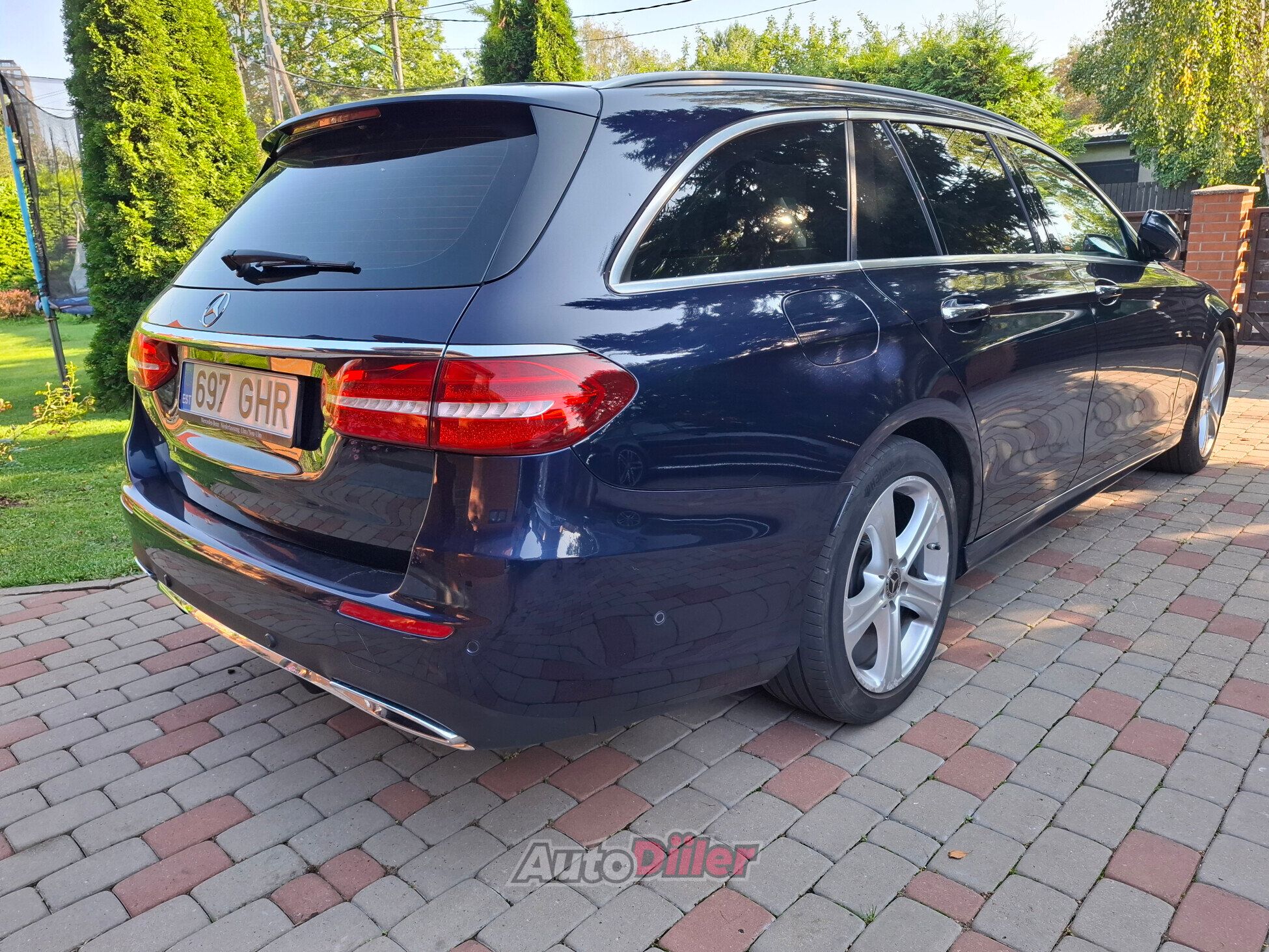 Mercedes-Benz E 220 2.0 143kW 2017, photo 4/10