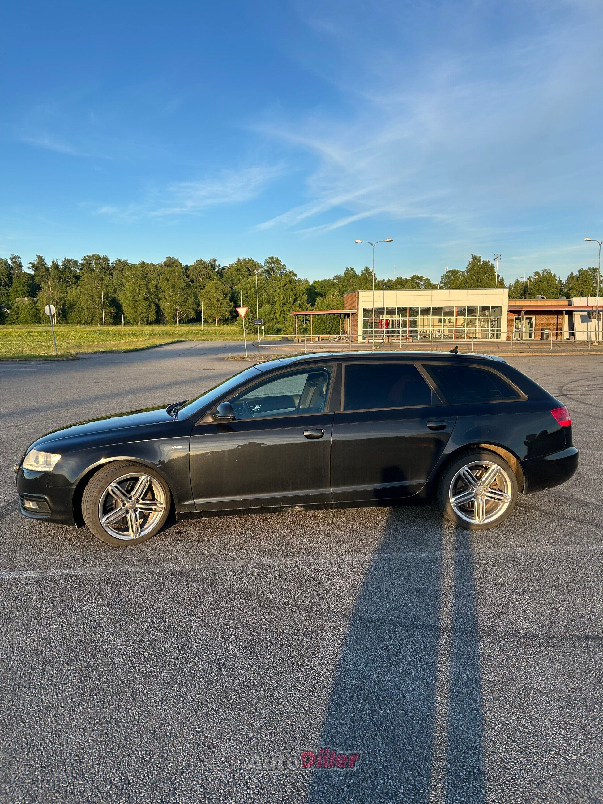 Audi A6 S-line 3.0 176kW 2009, photo 2/6