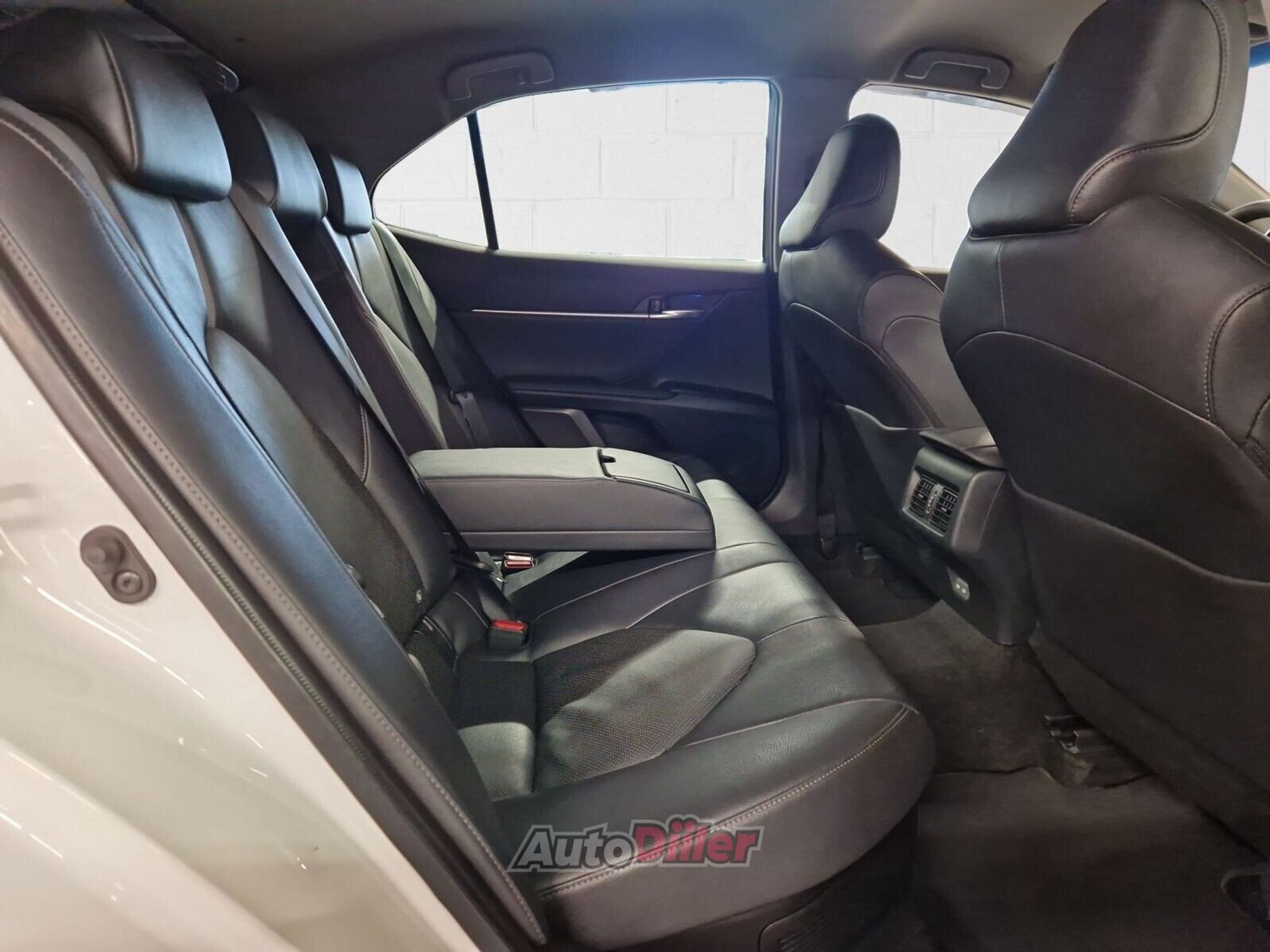 Toyota Camry 2023, photo 7/10