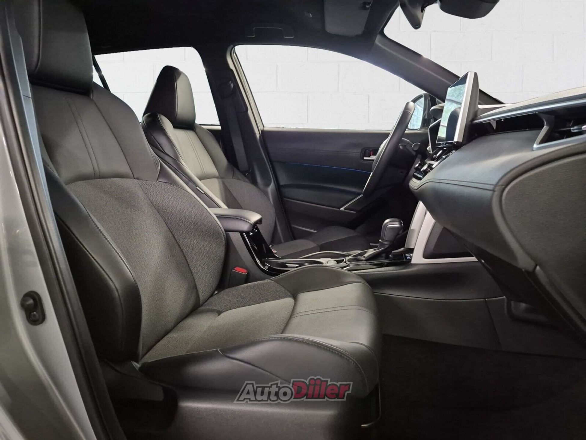 Toyota Corolla Cross 2023, photo 6/10