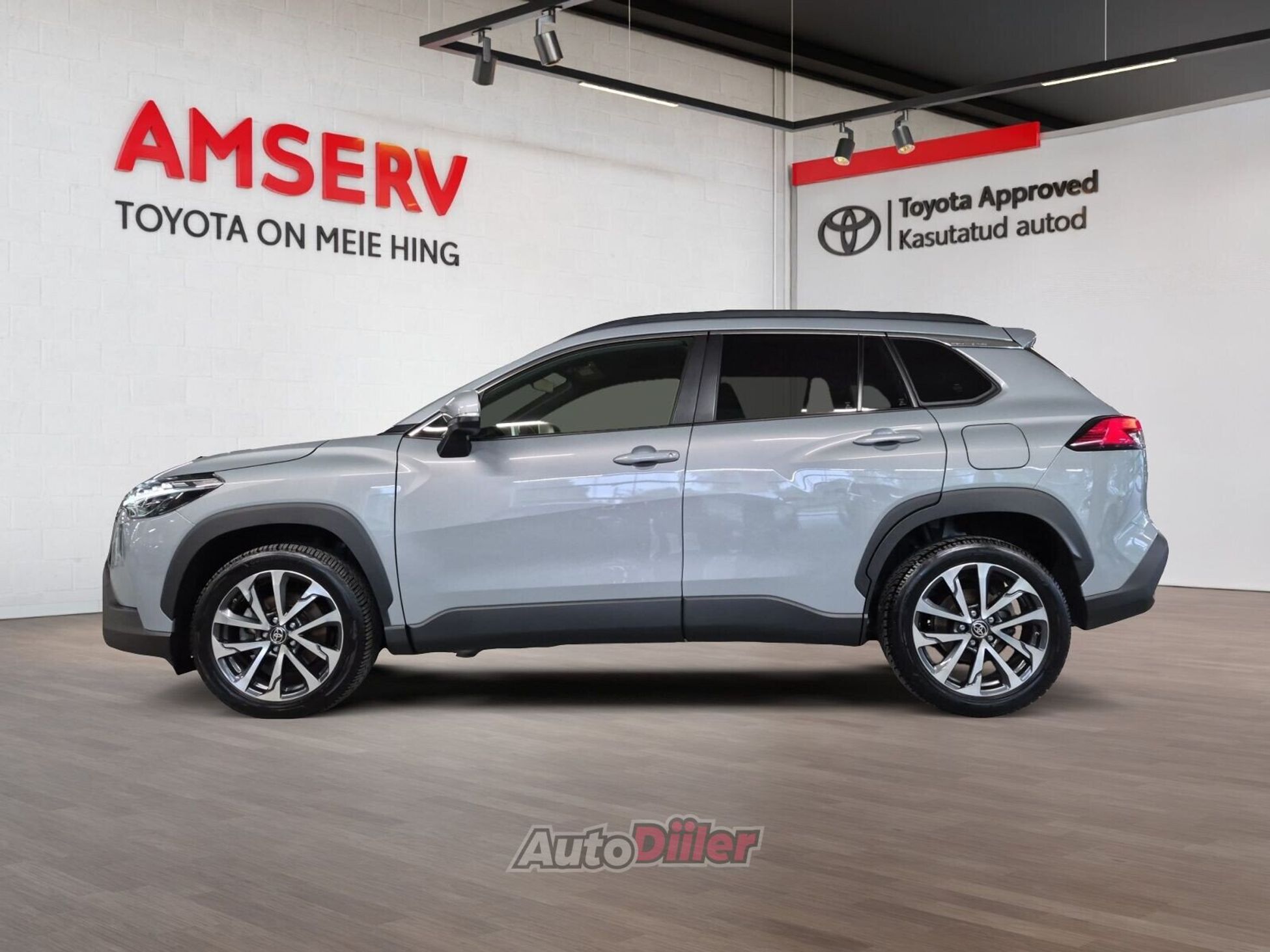 Toyota Corolla Cross 2023, photo 3/10