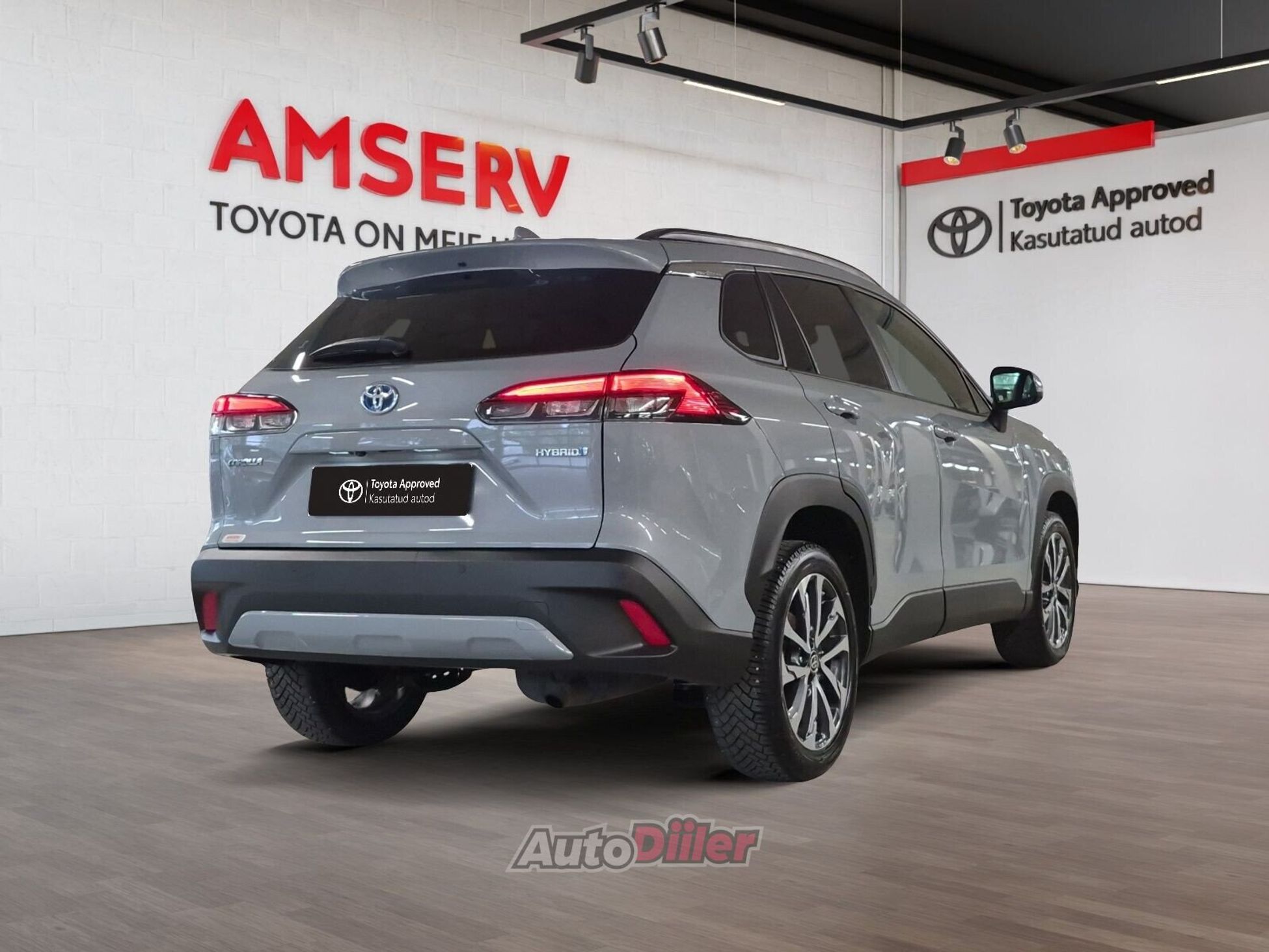 Toyota Corolla Cross 2023, photo 2/10
