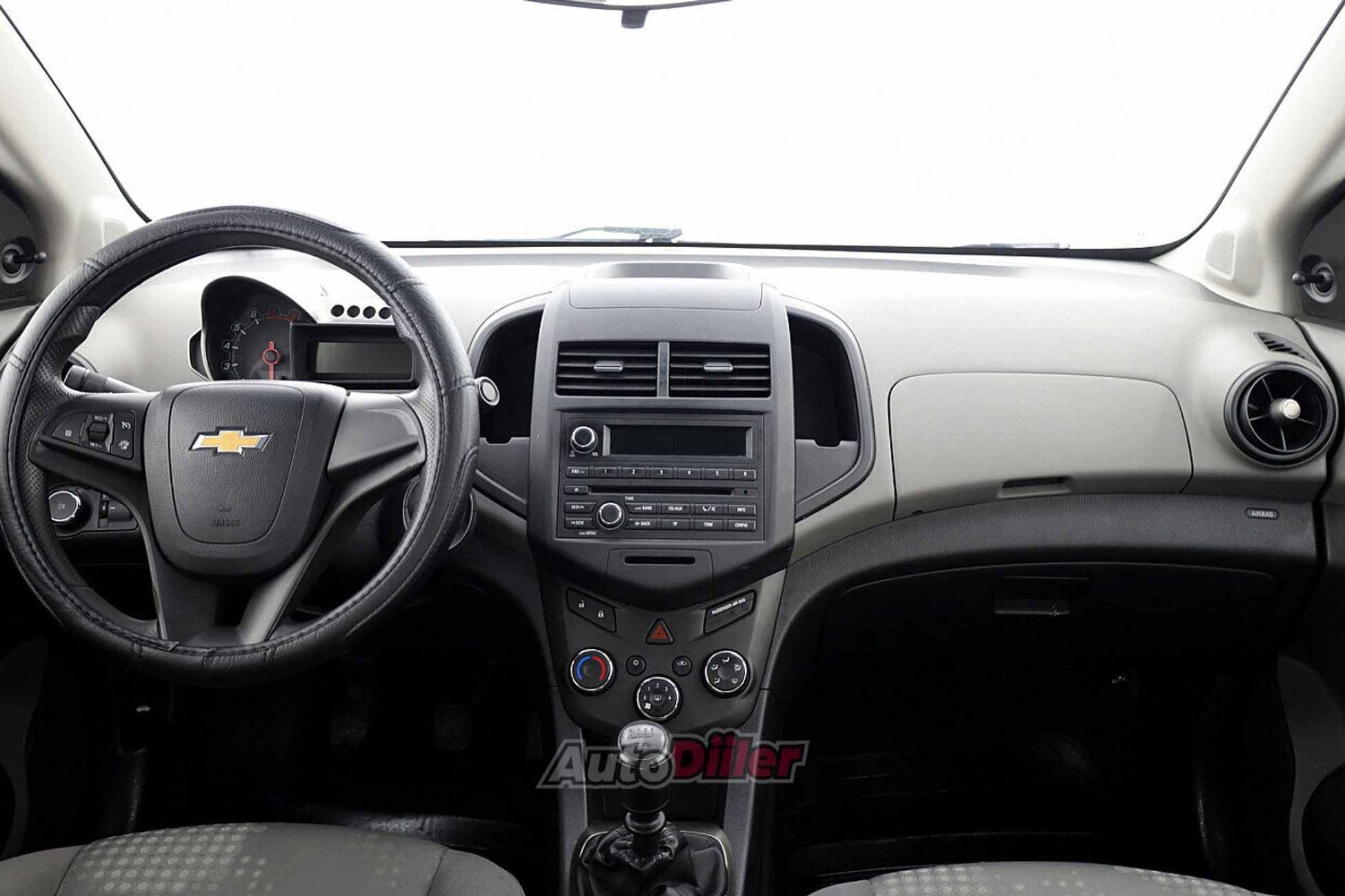 Chevrolet Aveo 1.2 51kW 2012, photo 5/7