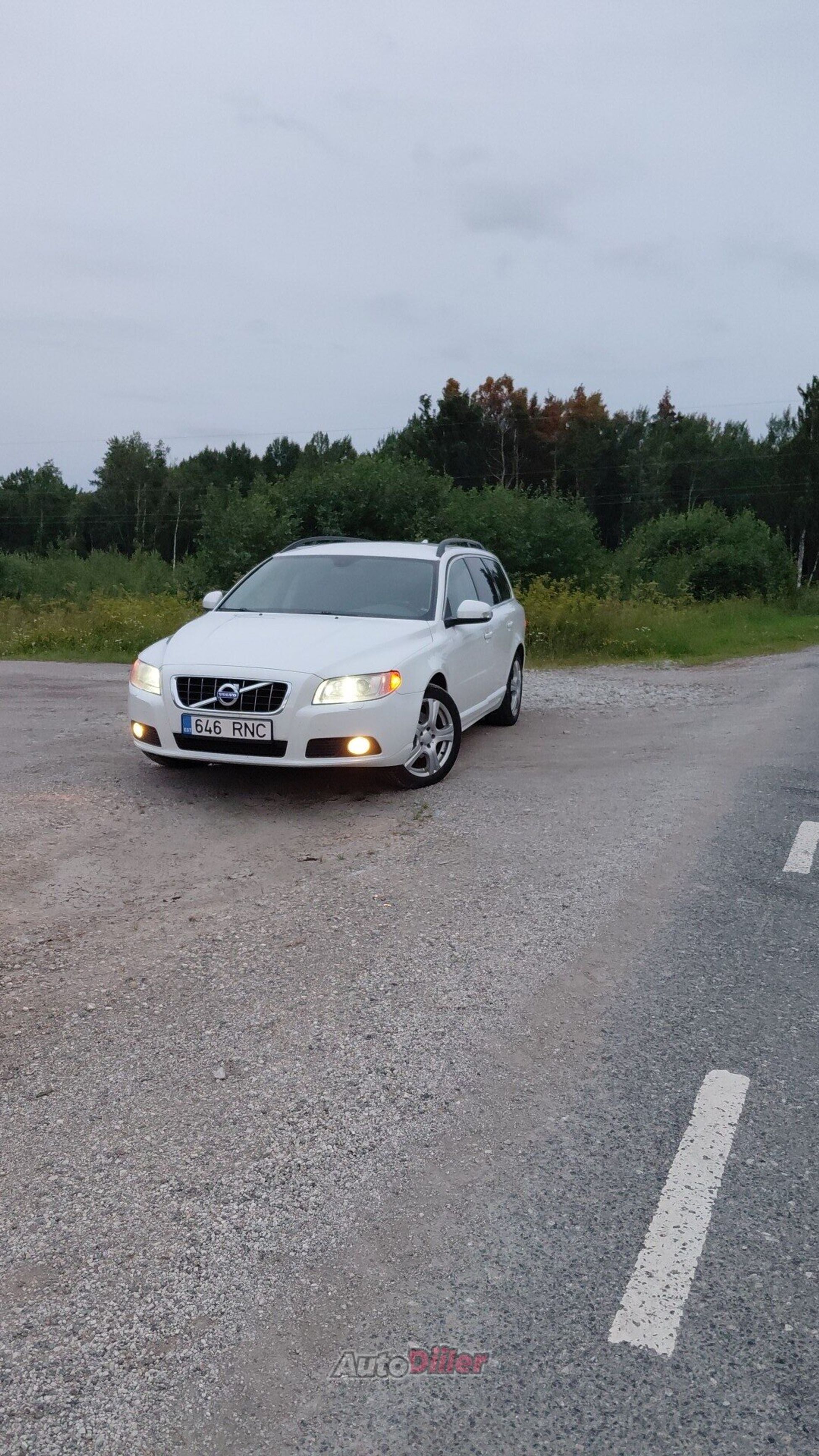 Volvo V70 2.4 129kW 2009, photo 2/10