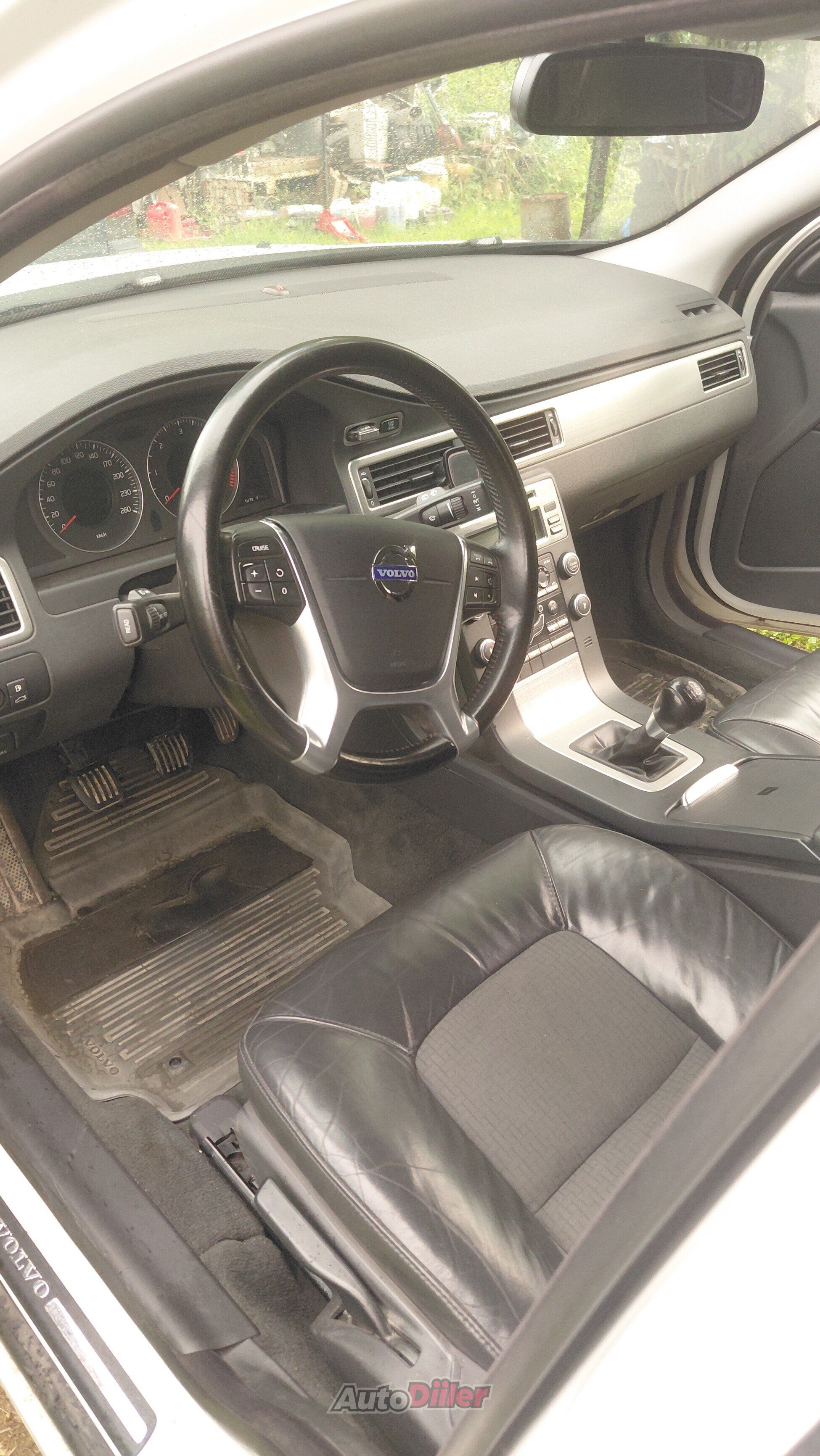 Volvo V70 2.4 129kW 2009, photo 6/10