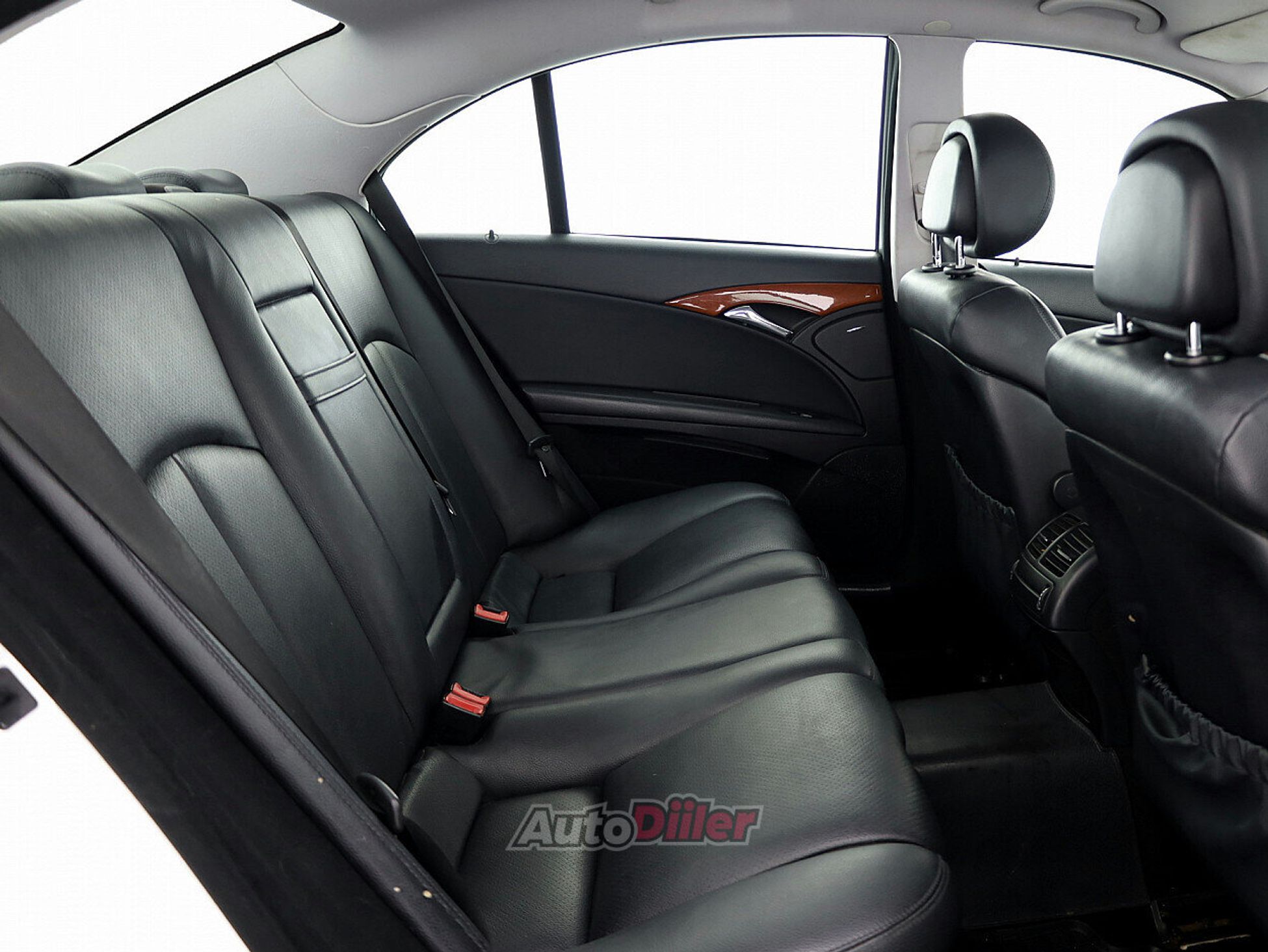 Mercedes-Benz E 200 1.8 120kW 2008, photo 7/7