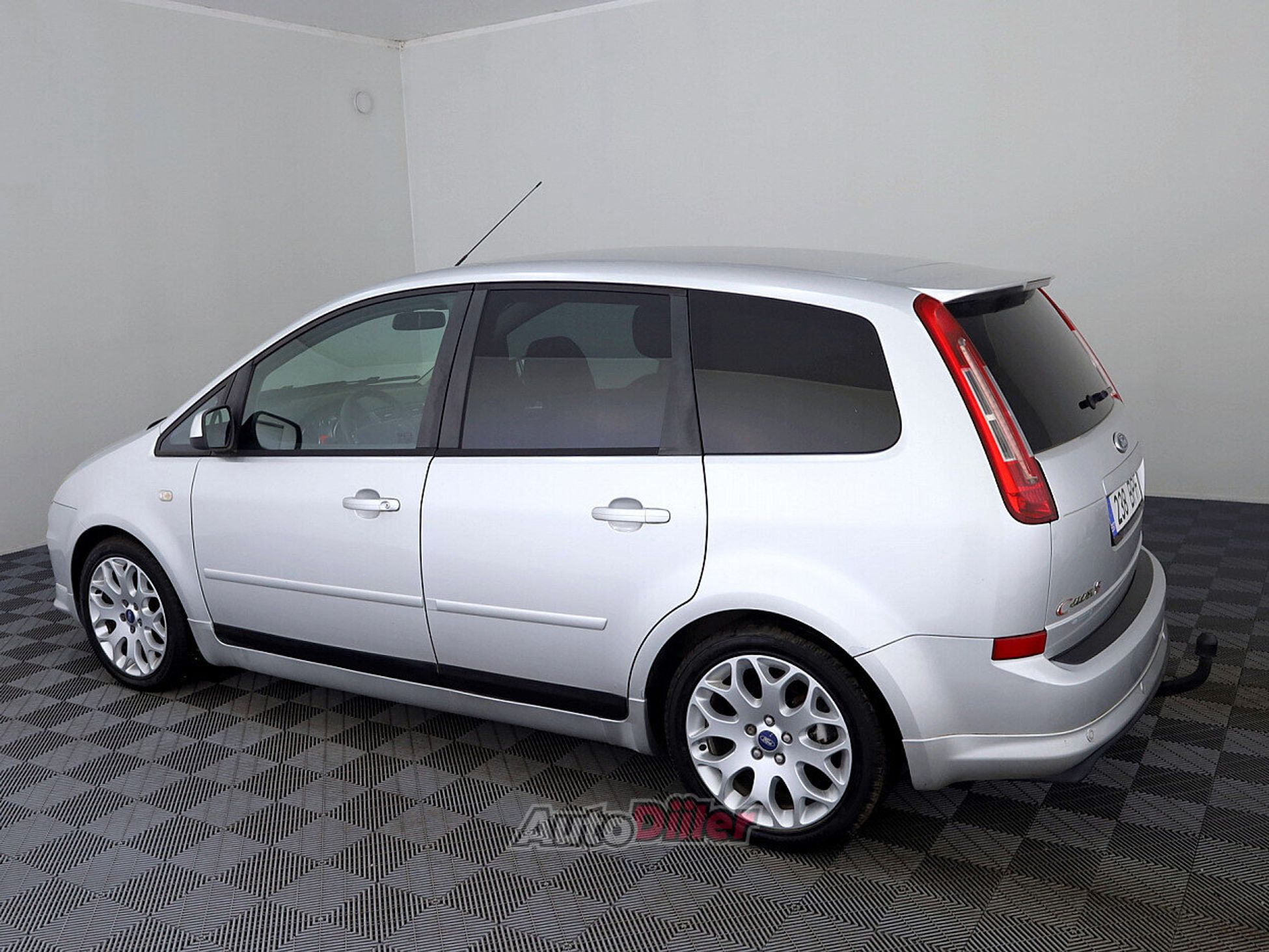 Ford C-Max 1.6 80kW 2010, photo 4/7