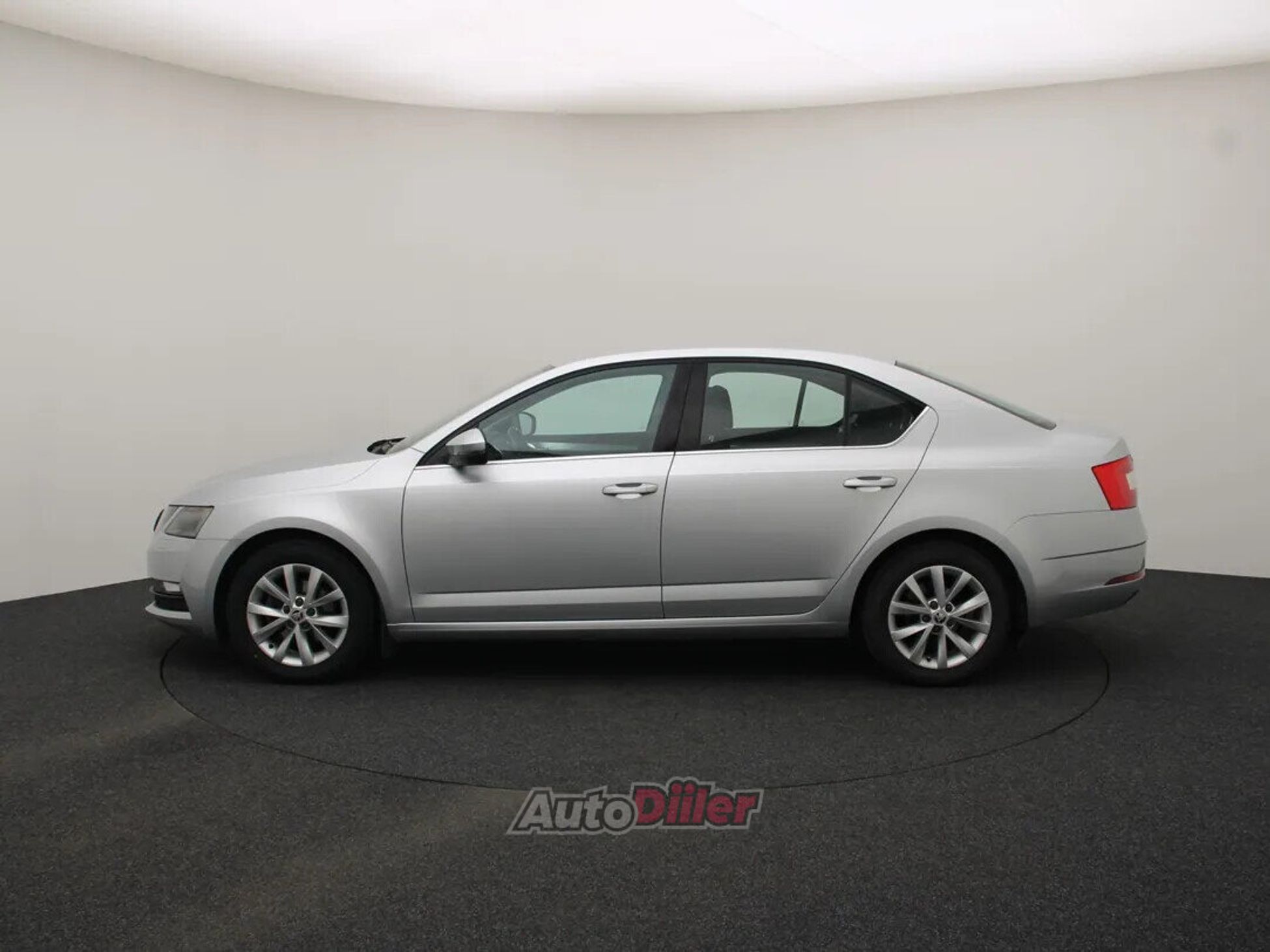 Skoda Octavia 1.0 85kW 2018, kuva 6/10