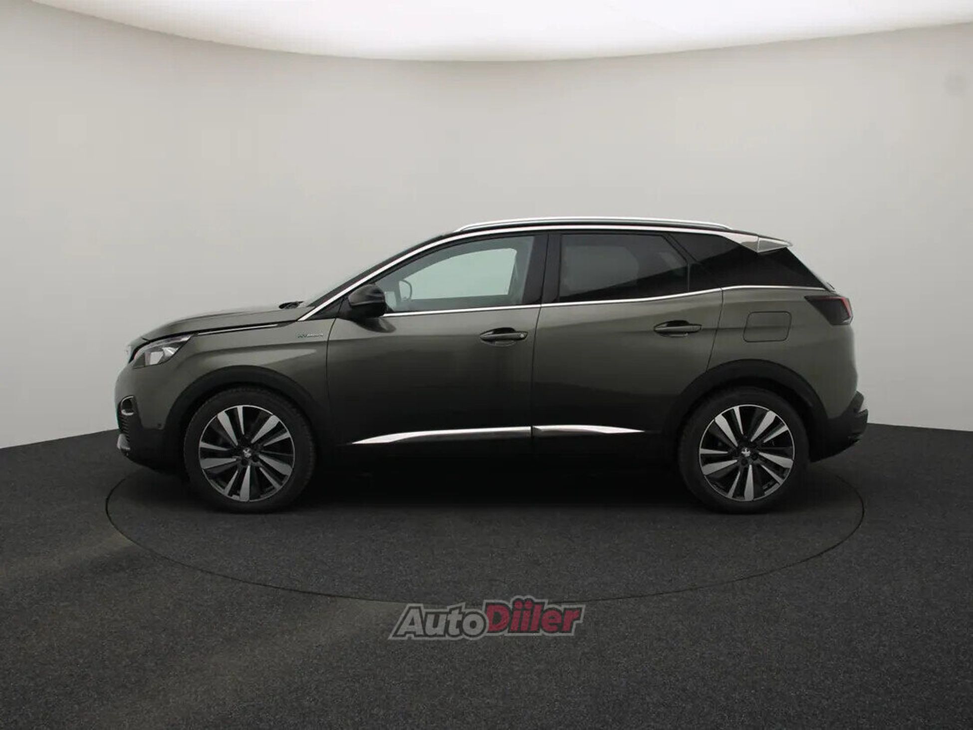 Peugeot 3008 Première 1.6 220kW 2020, photo 6/10