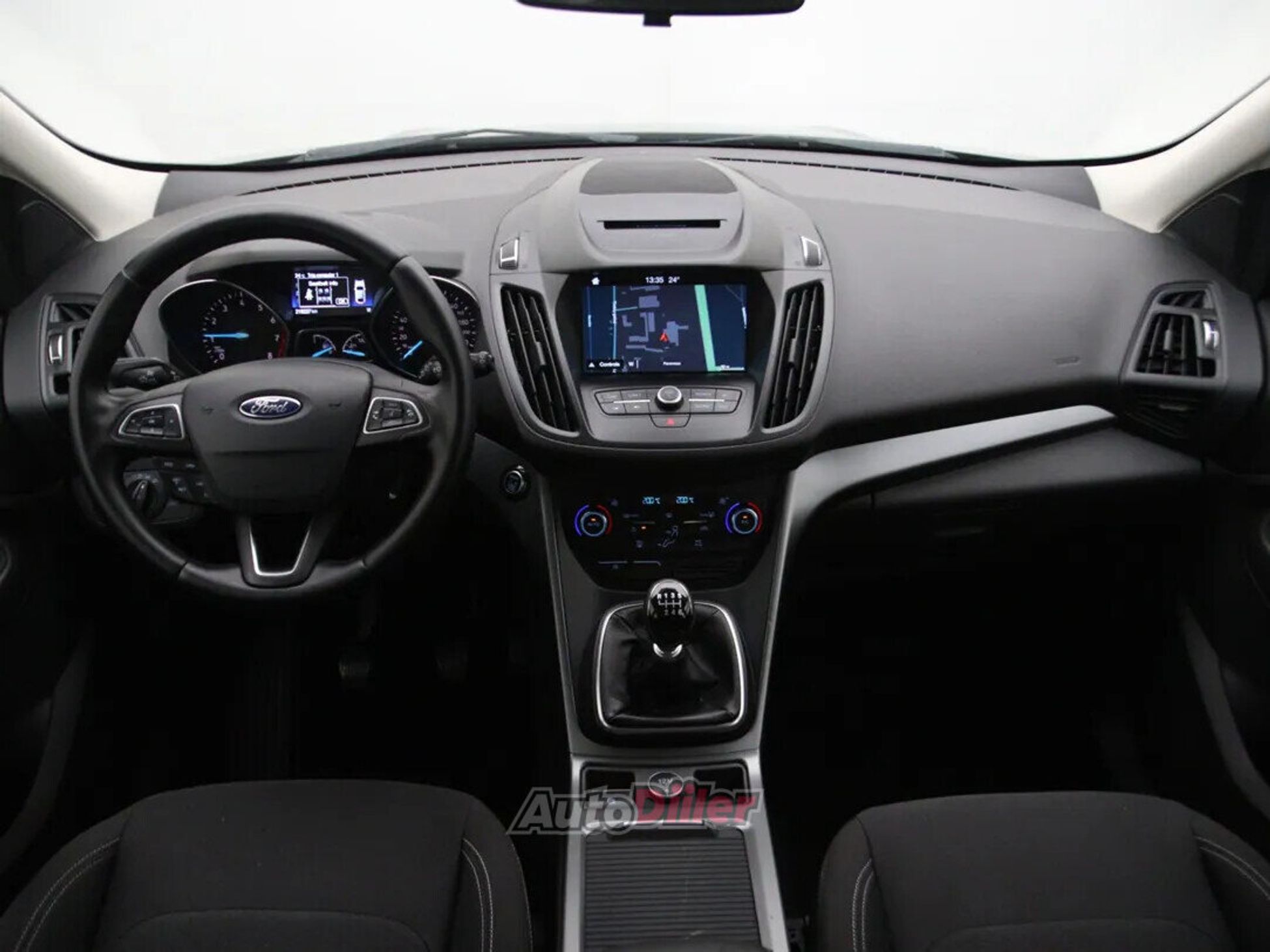 Ford Kuga Trend Ultimate 1.5 88kW 2019, photo 2/10