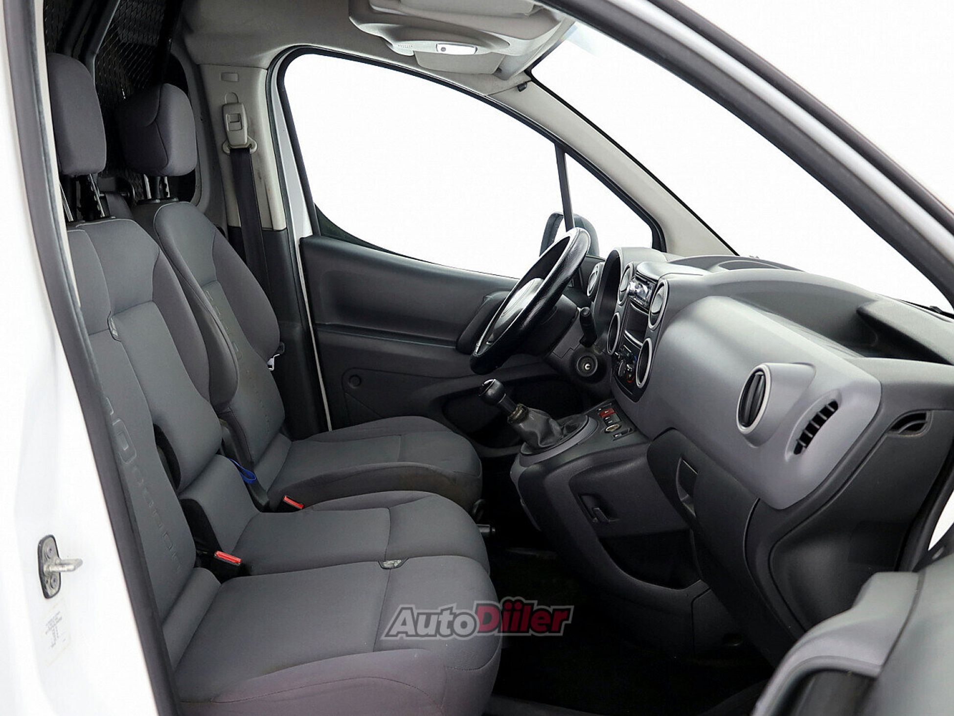 Citroen Berlingo 1.6 72kW 2013, photo 6/7
