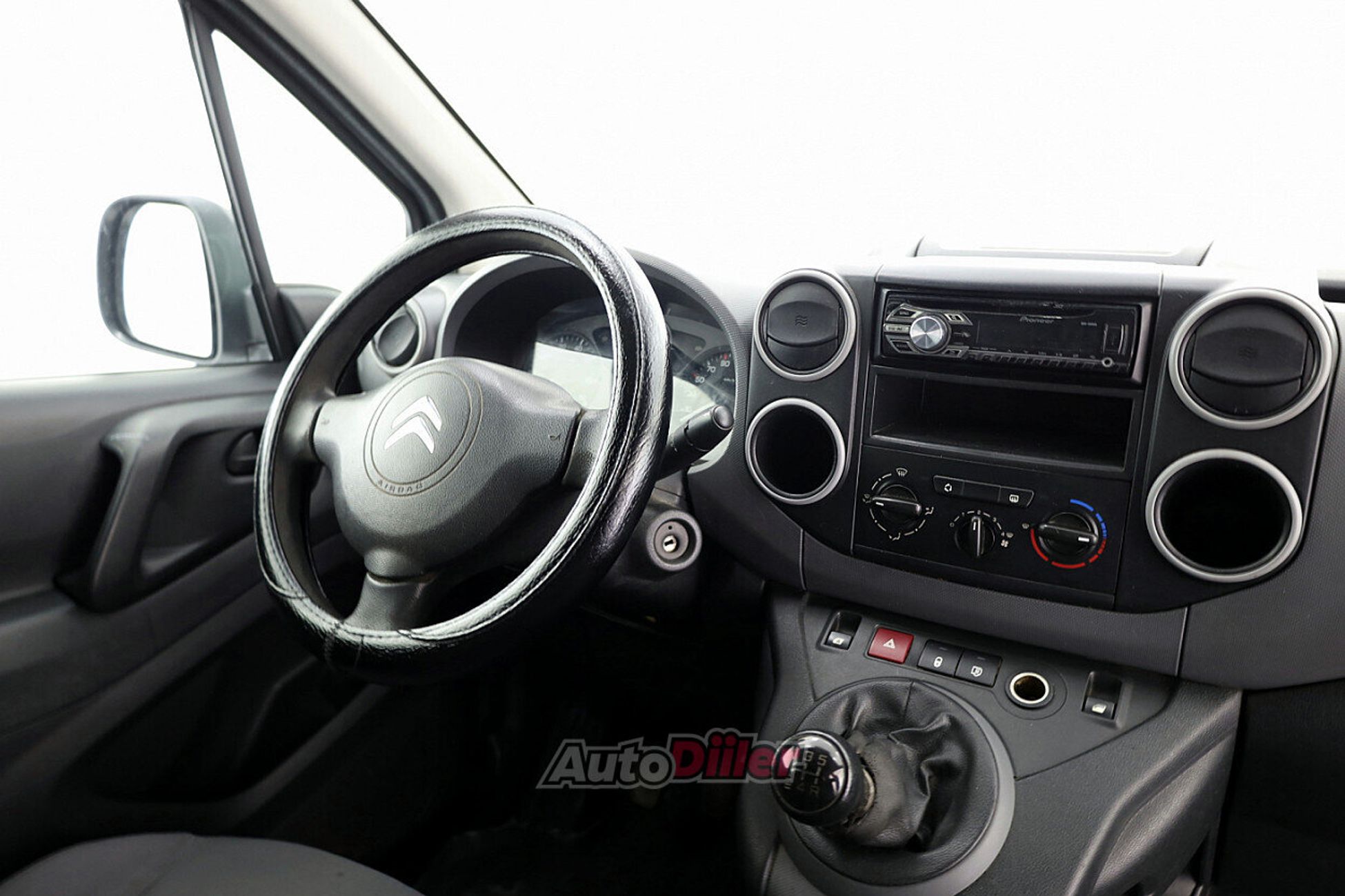 Citroen Berlingo 1.6 72kW 2013, photo 5/7