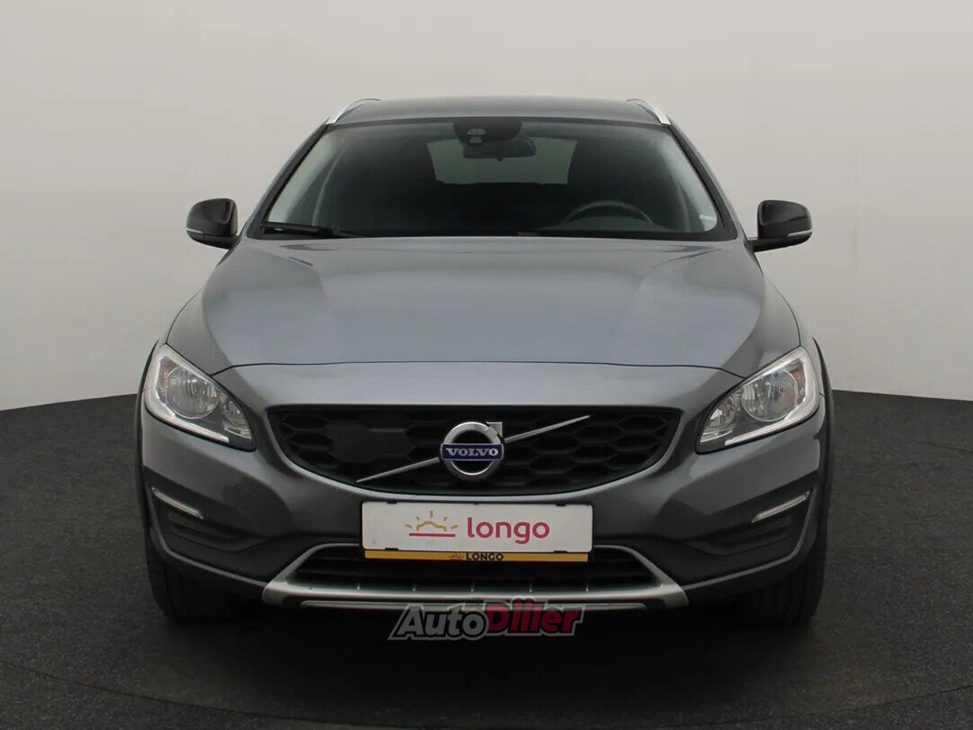 Volvo V60 Cross Country 2017, photo 3/10