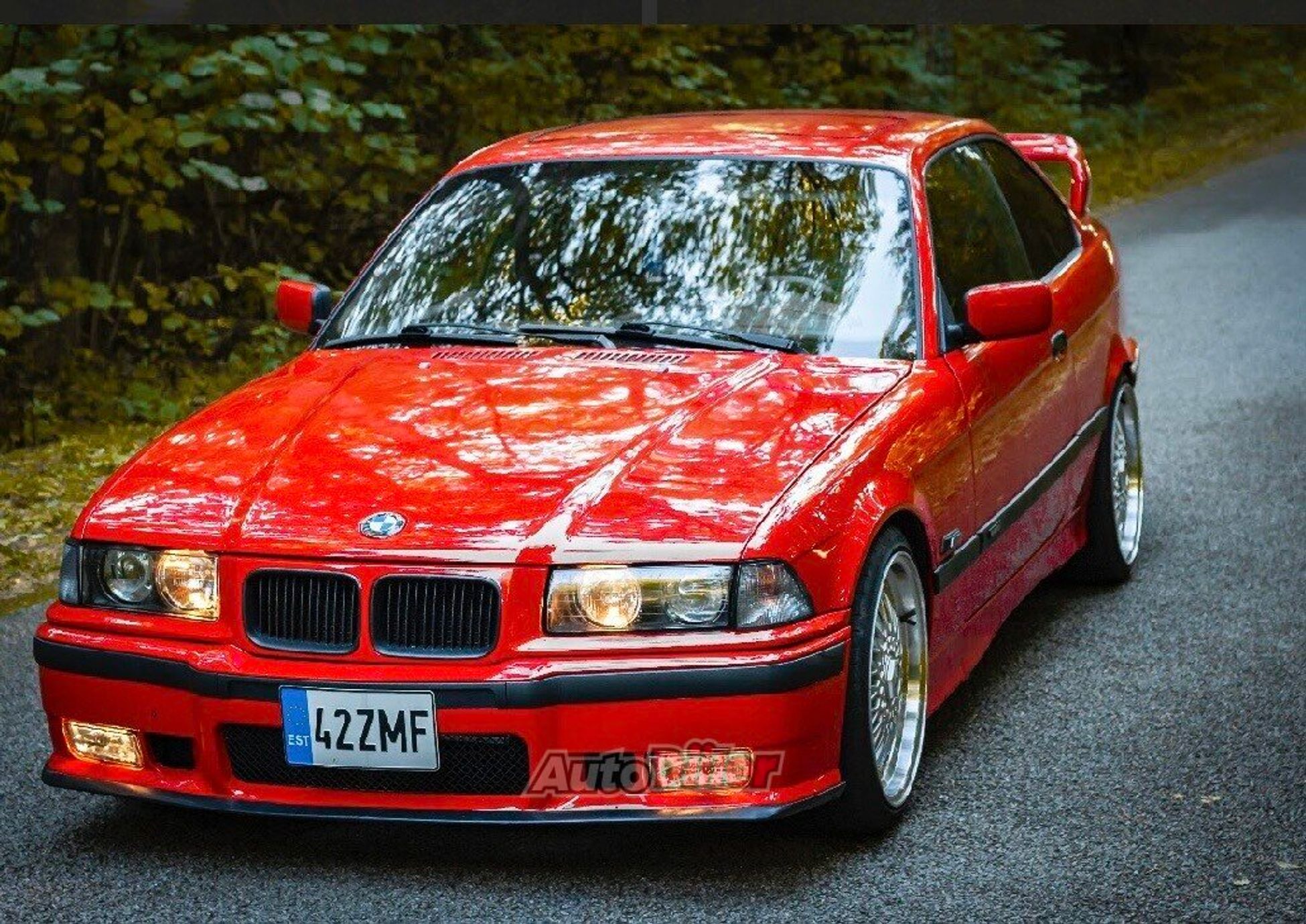 BMW 323 2.5 125kW 1992, photo 3/5