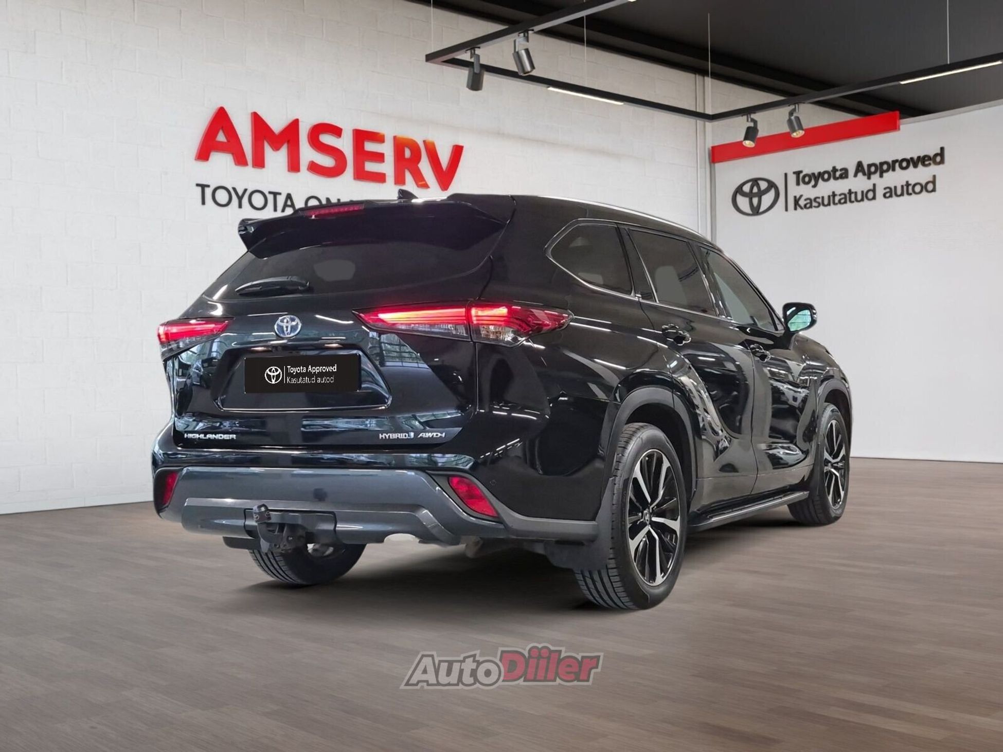 Toyota Highlander 2022, photo 2/10