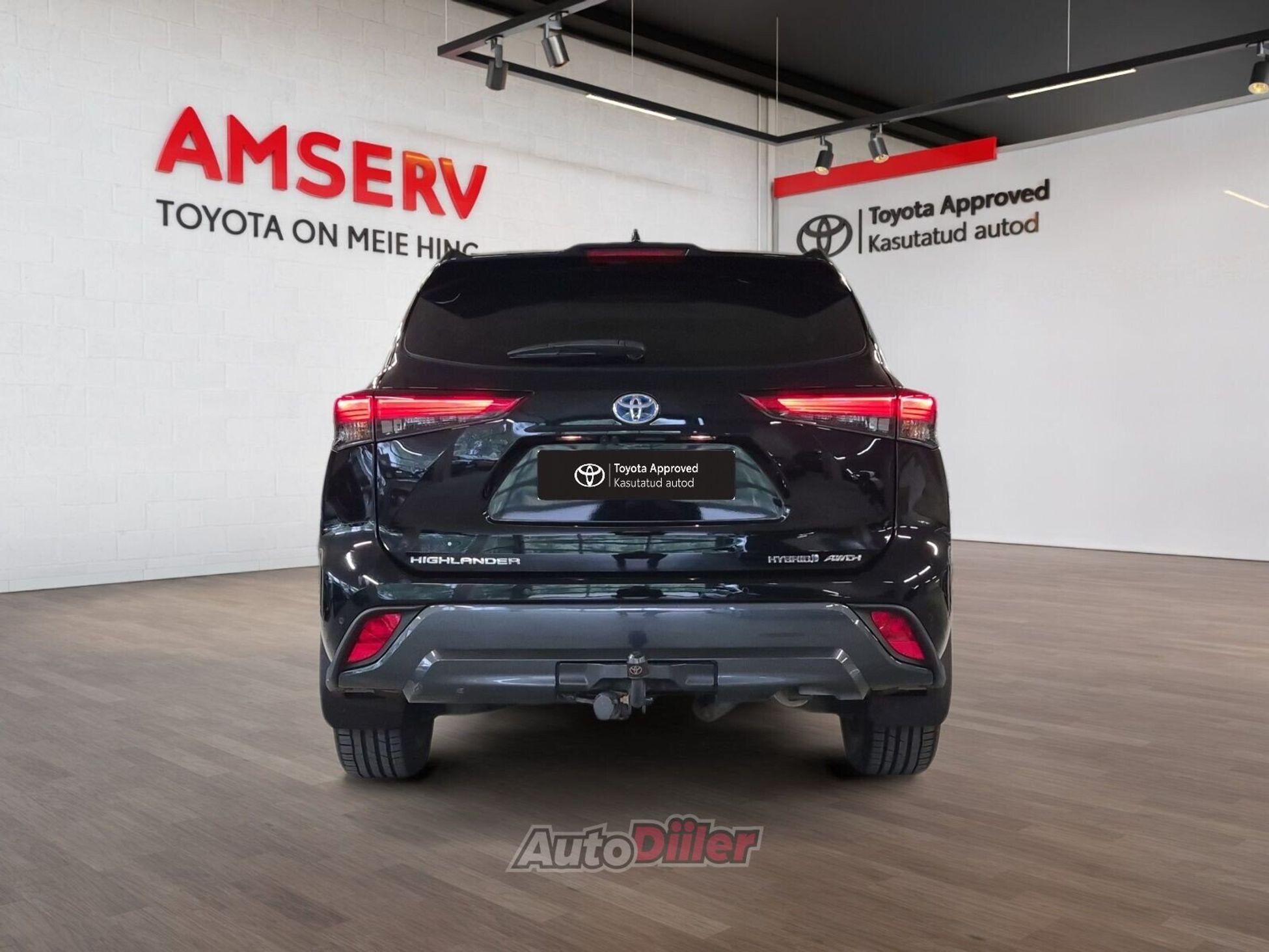Toyota Highlander 2022, photo 4/10
