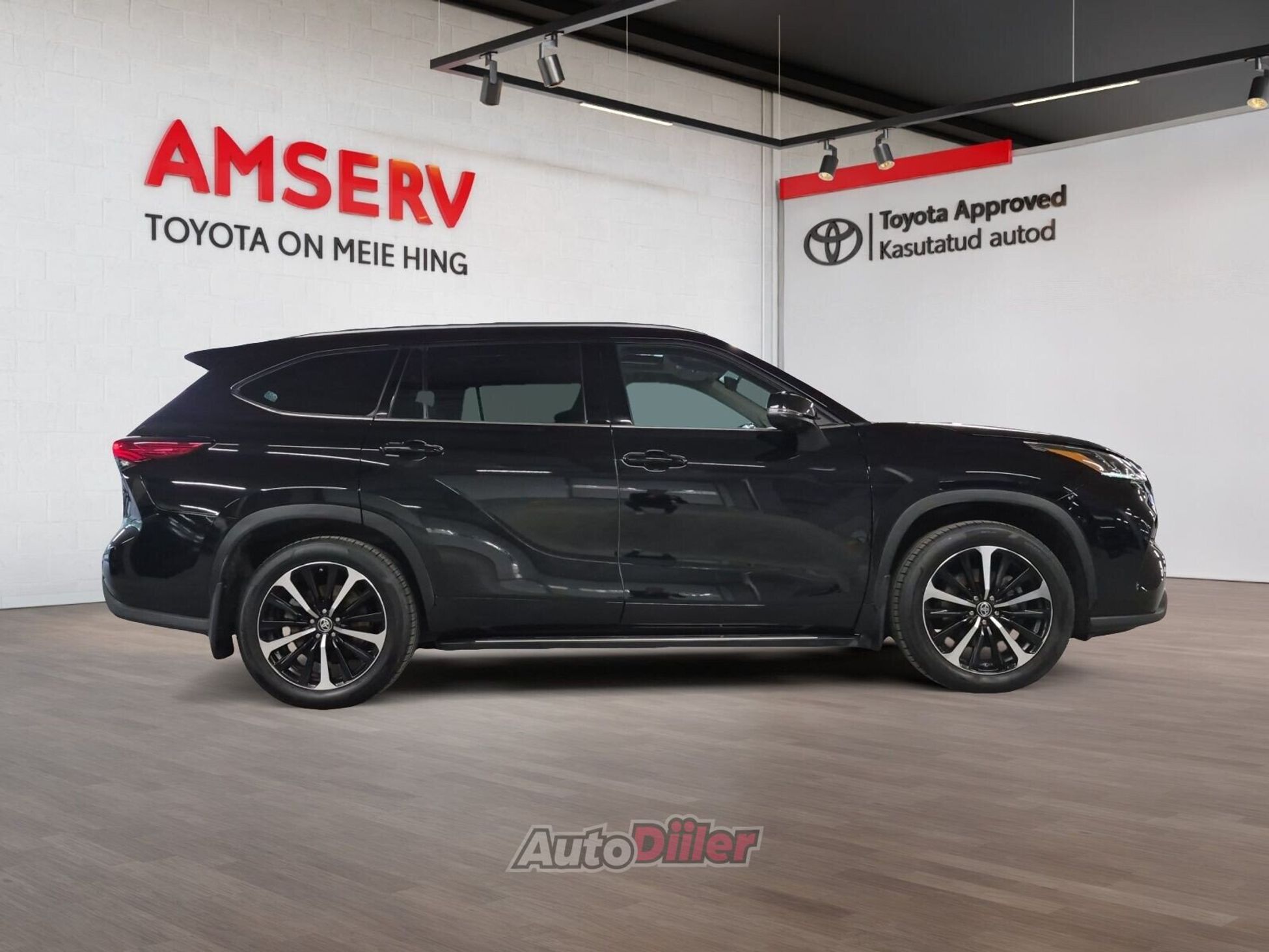 Toyota Highlander 2022, photo 3/10