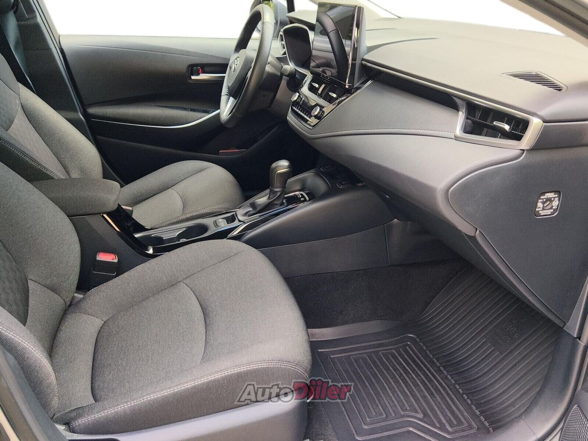 Toyota Corolla Active Plus 1.8 72kW 2025, photo 6/10