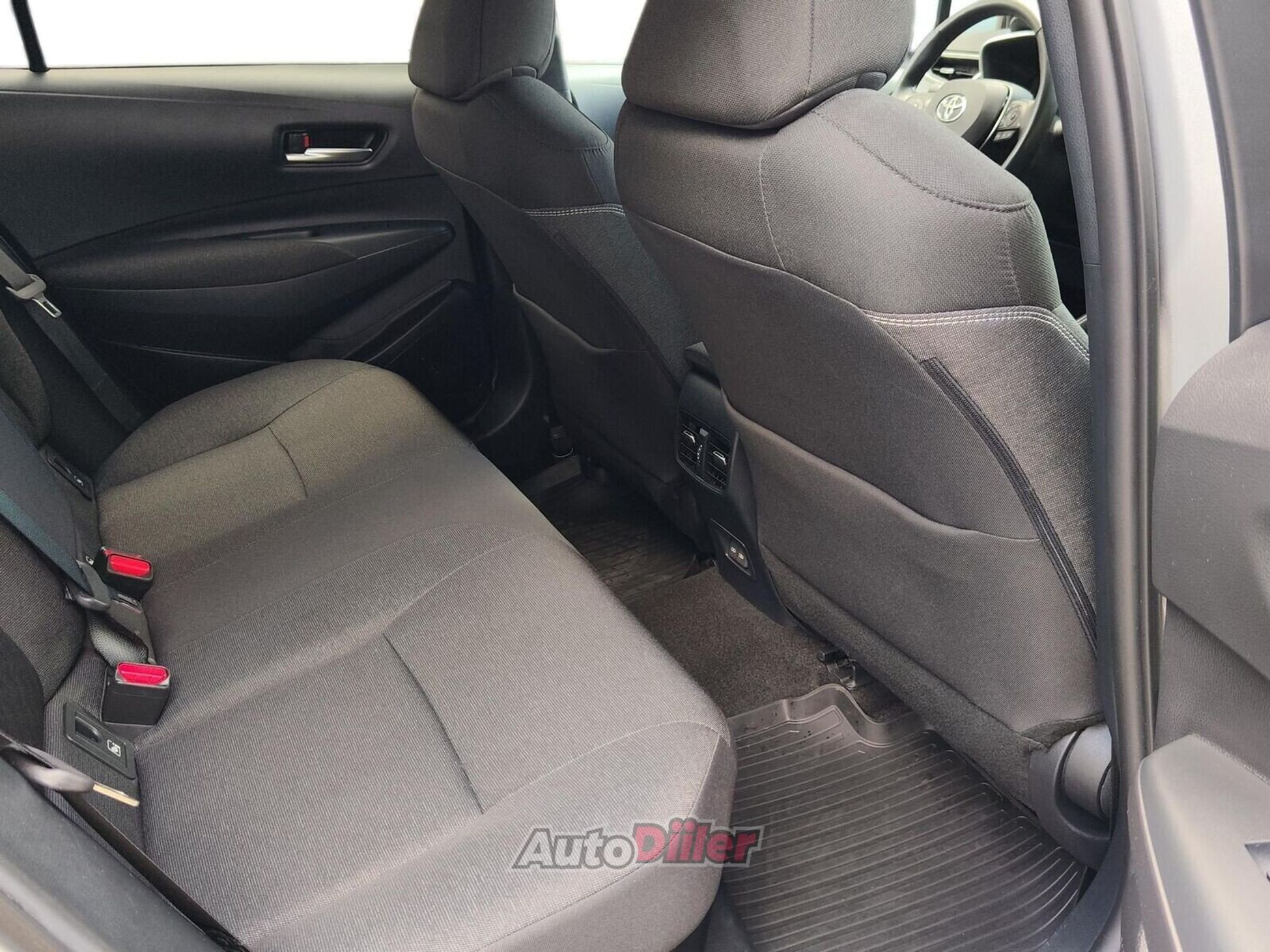 Toyota Corolla Active Plus 1.8 72kW 2025, photo 7/10