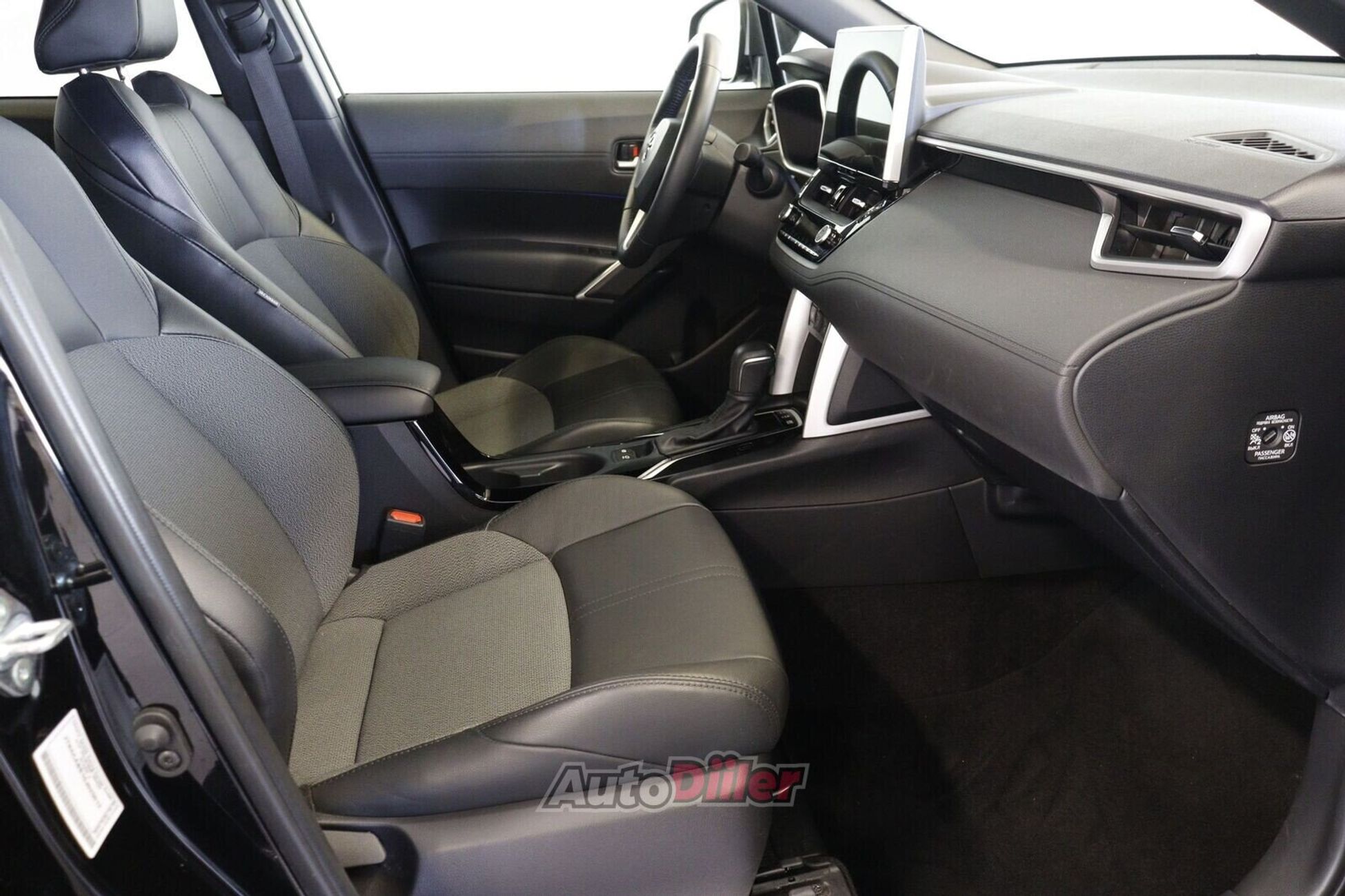 Toyota Corolla Cross 2024, photo 6/10