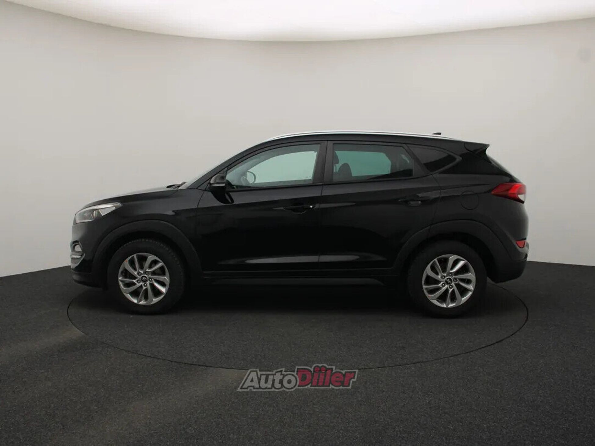 Hyundai Tucson Premium 1.7 85kW 2016, kuva 6/10