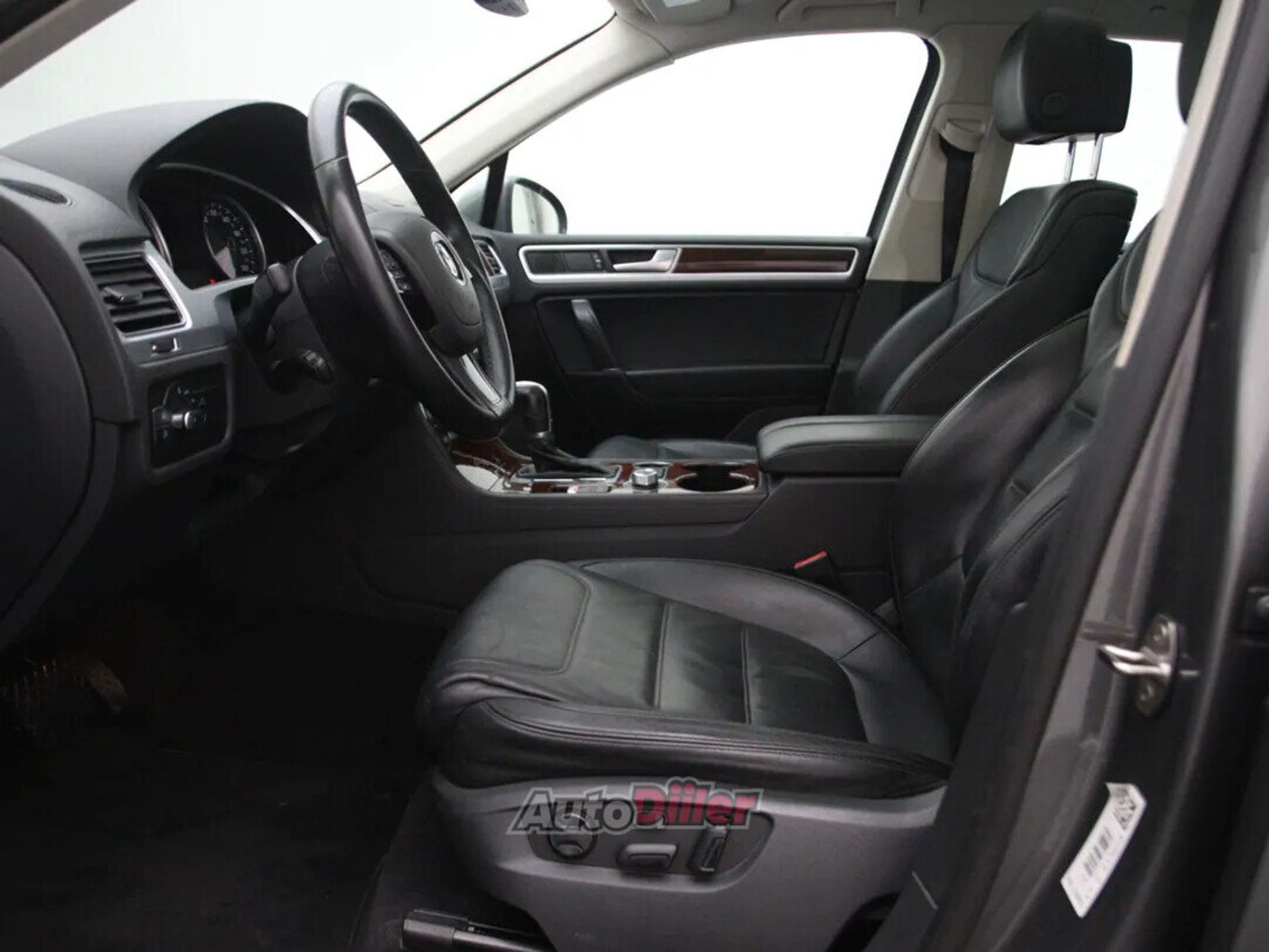 Volkswagen Touareg Highline 3.0 150kW 2016, kuva 4/10