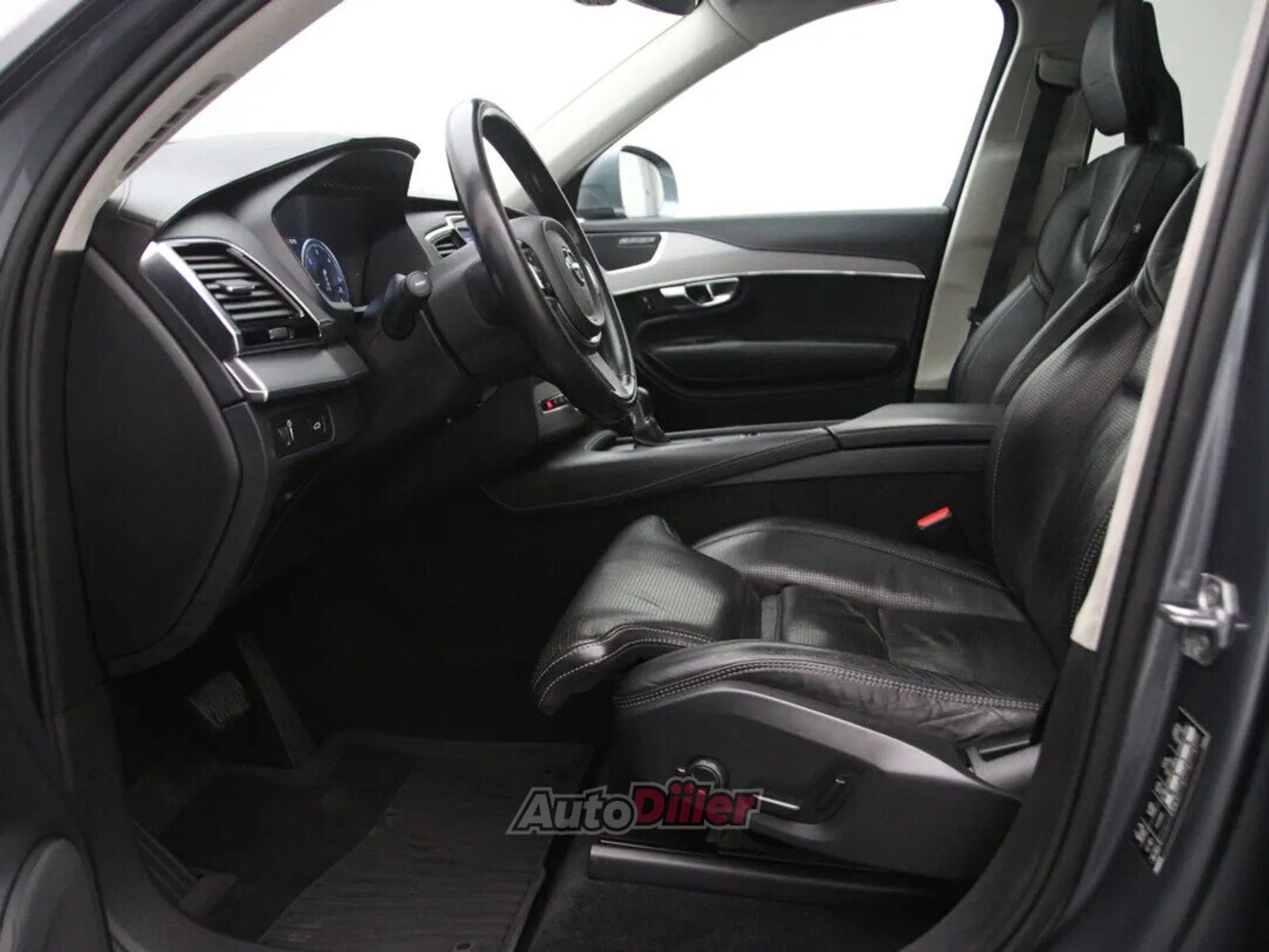 Volvo XC90 Inscription 2.0 173kW 2016, photo 4/10