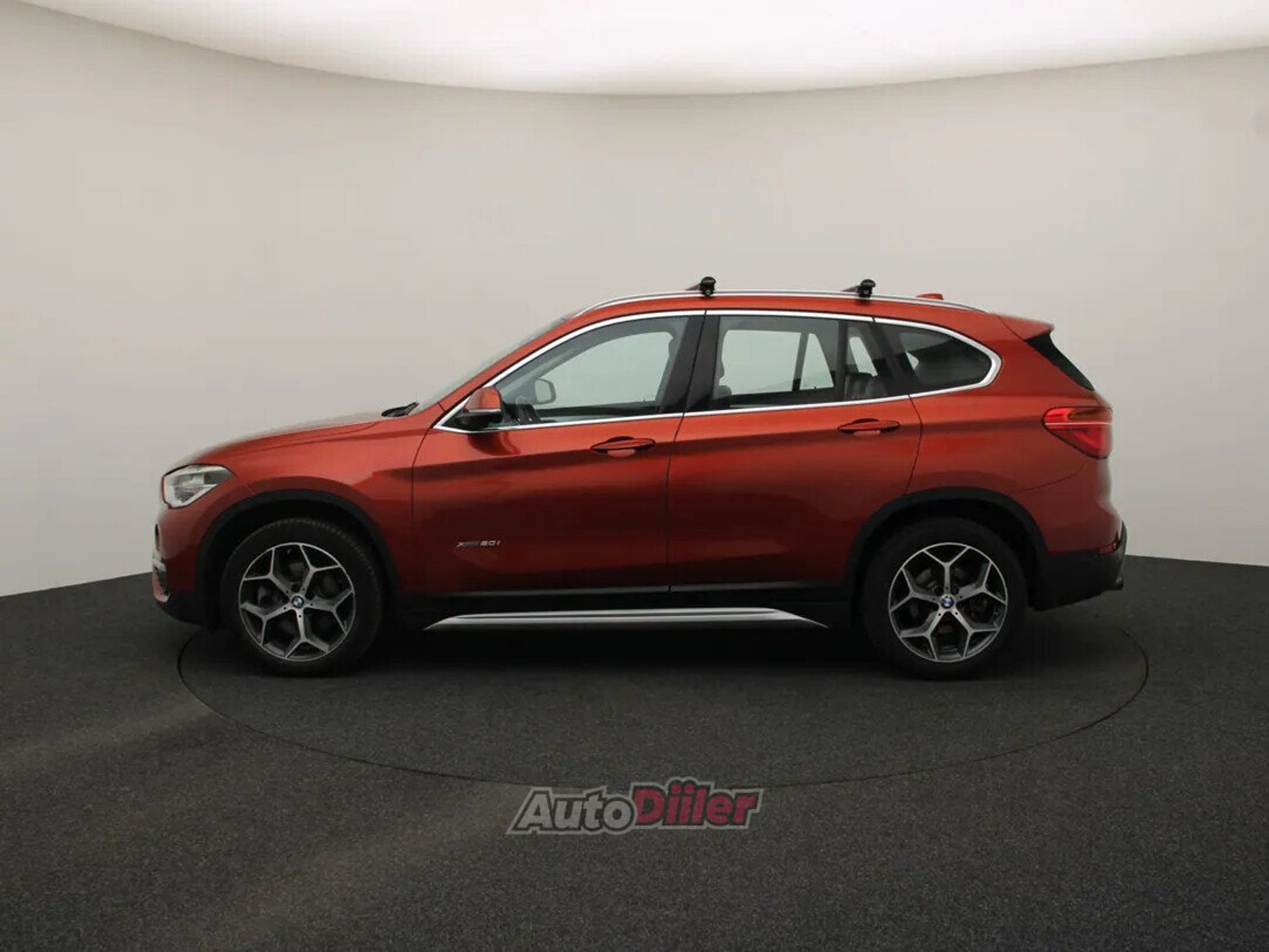 BMW X1 High Executive 2.0 141kW 2018, kuva 6/10