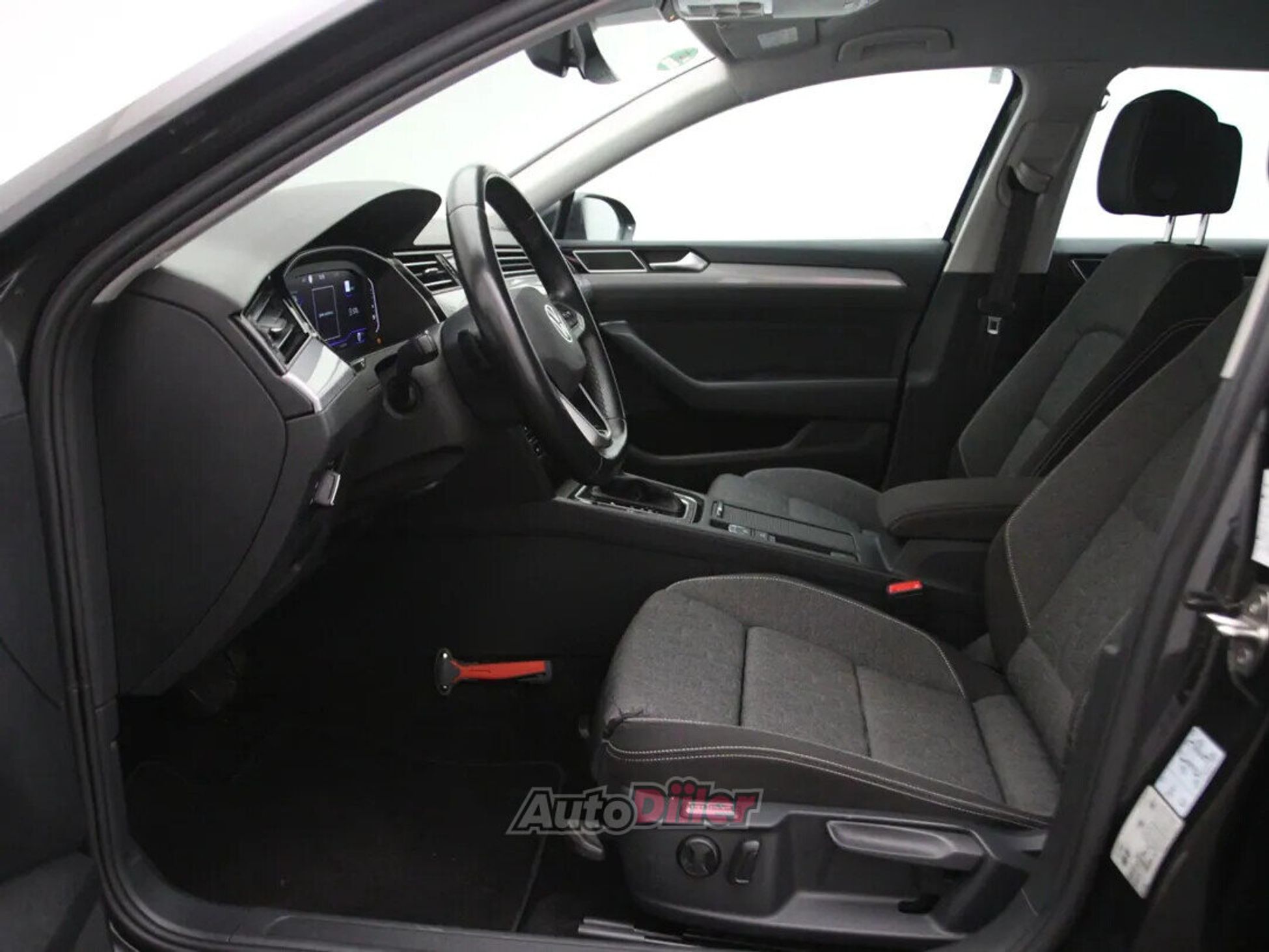 Volkswagen Passat Business 2.0 110kW 2022, kuva 4/10