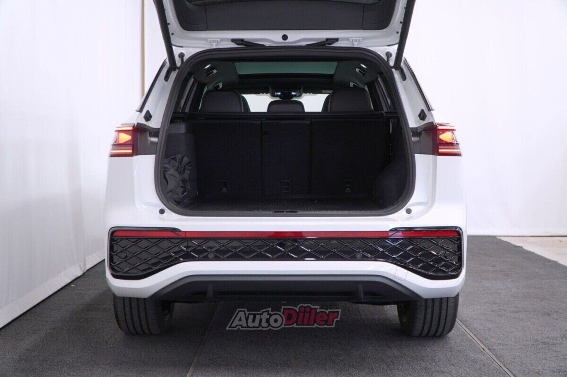 Volkswagen Tayron 1.5 130kW 2026, photo 7/10