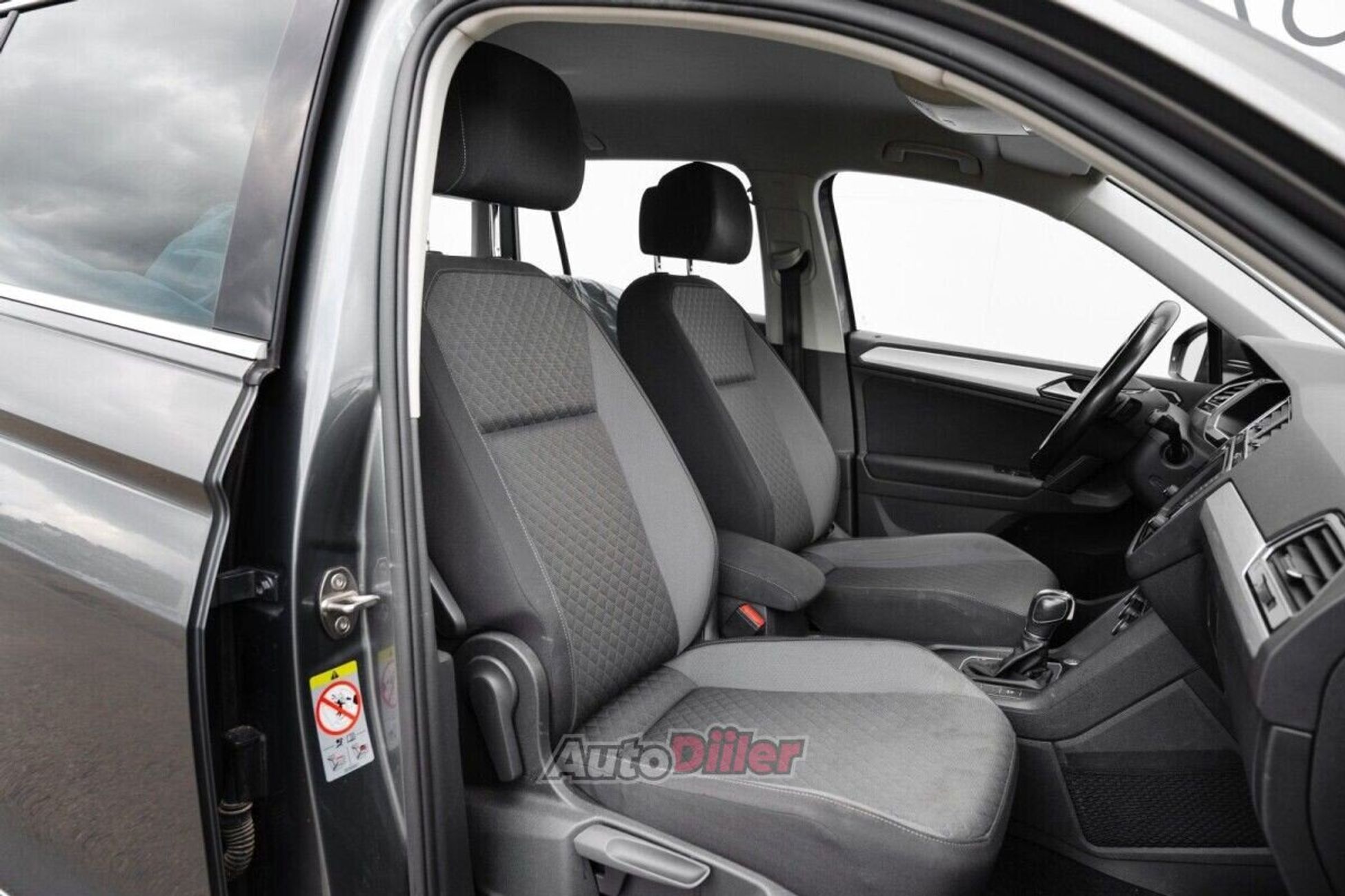 Volkswagen Tiguan 2.0 110kW 2017, photo 5/10