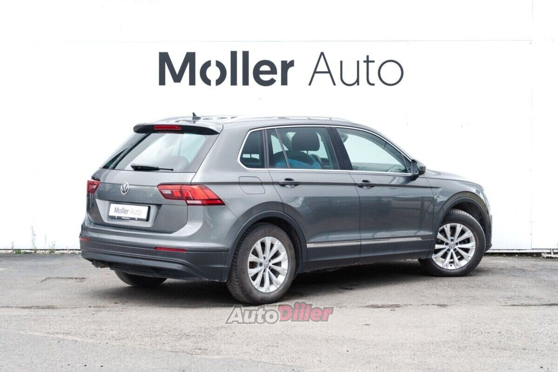 Volkswagen Tiguan 2.0 110kW 2017, photo 3/10