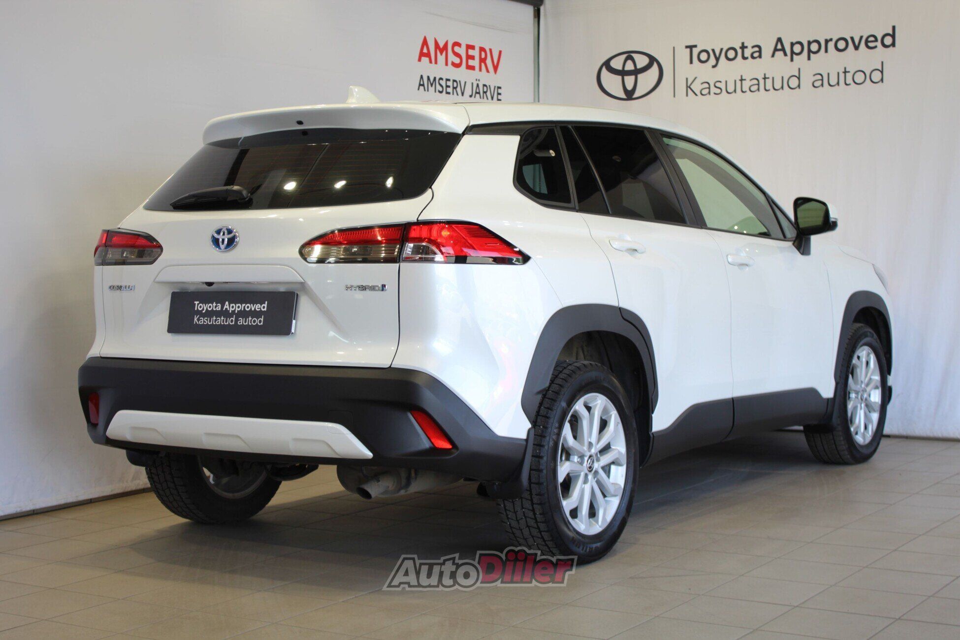 Toyota Corolla Cross 2023, photo 2/10